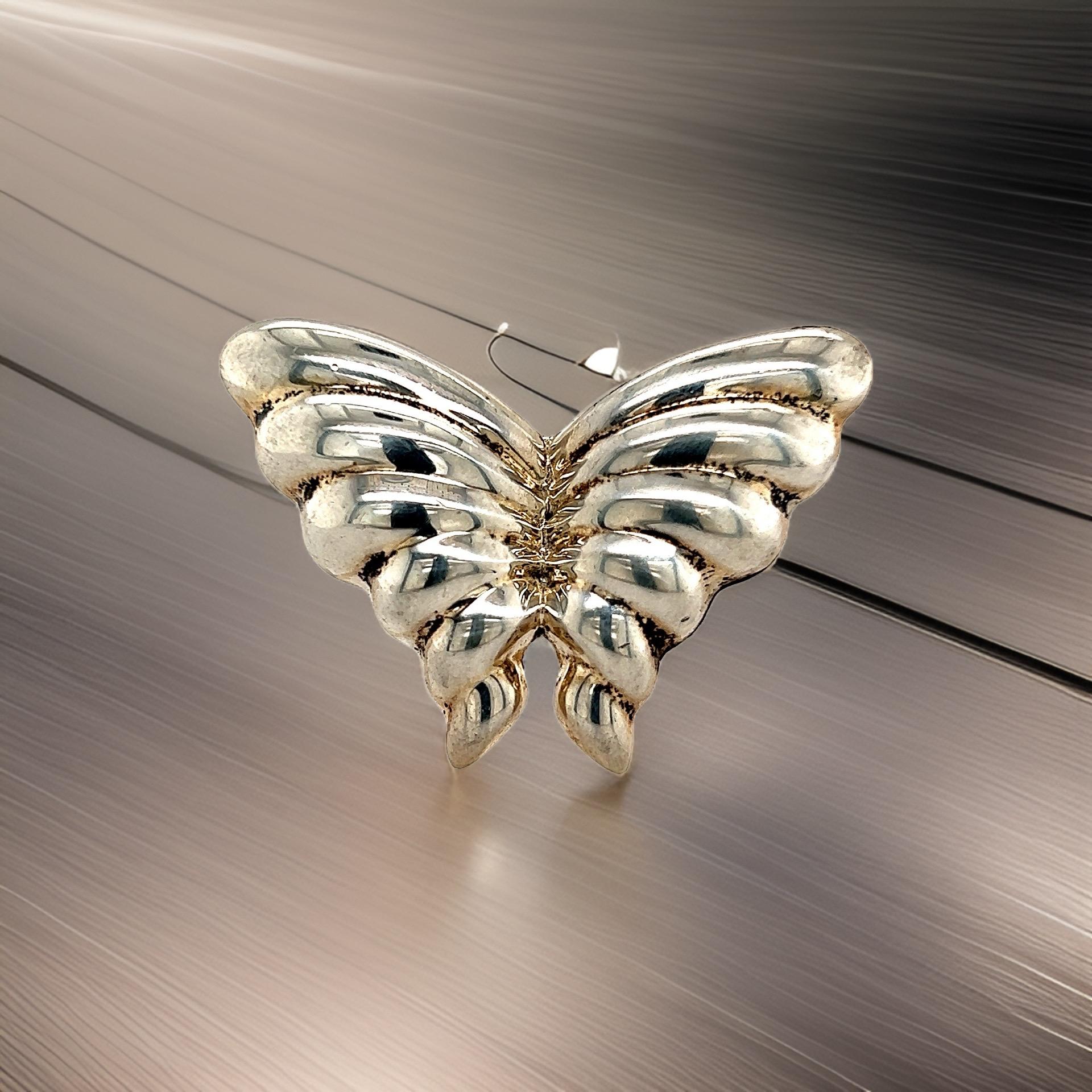 Tiffany & Co. Broche papillon manchonnée de succession en argent sterling en vente 2