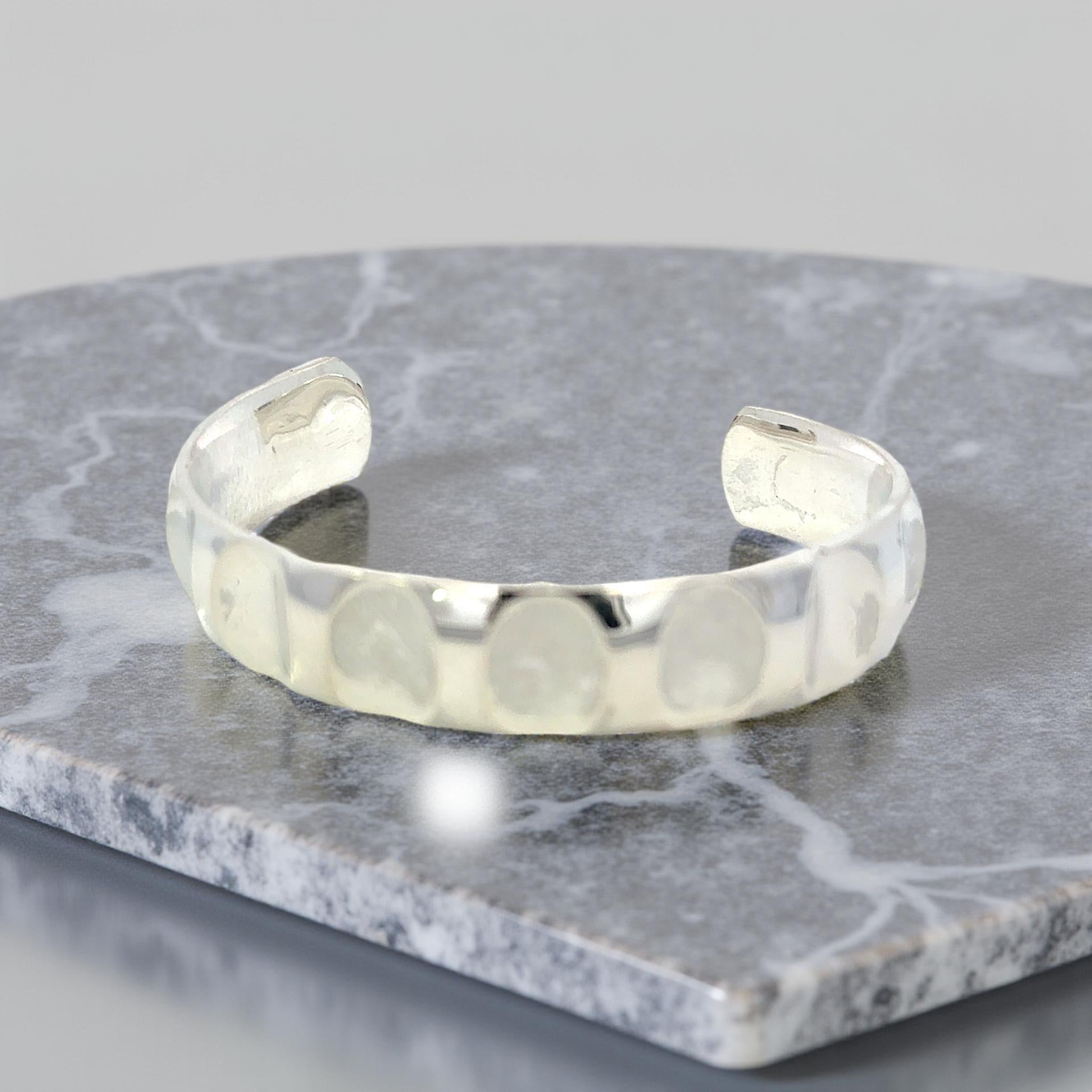 Authentische Tiffany & Co Estate gerippte Manschette Armreif Armband Größe 6
