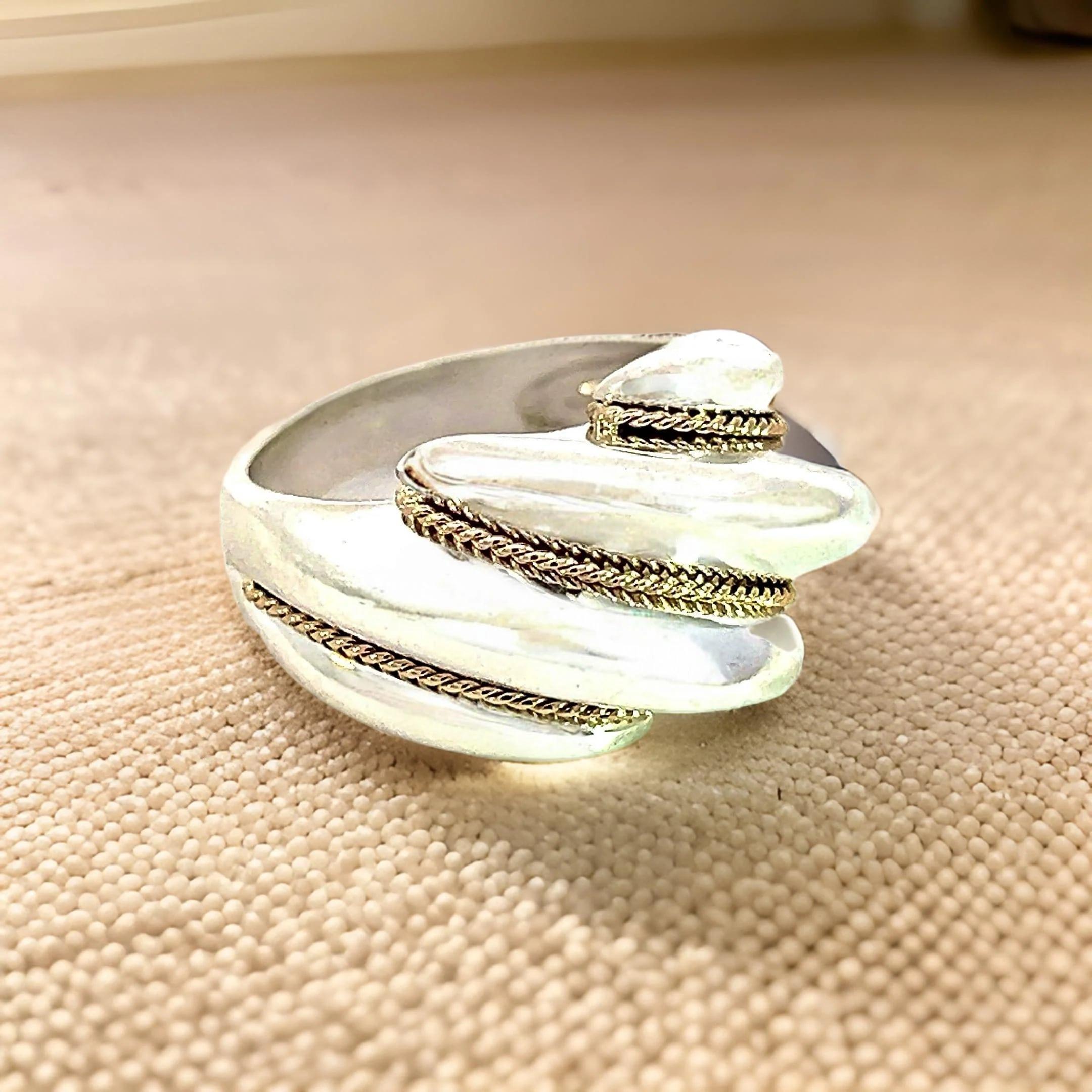 Tiffany & Co Estate Shrimp Ring Size 7 14k Gold + Sterling Silver 6