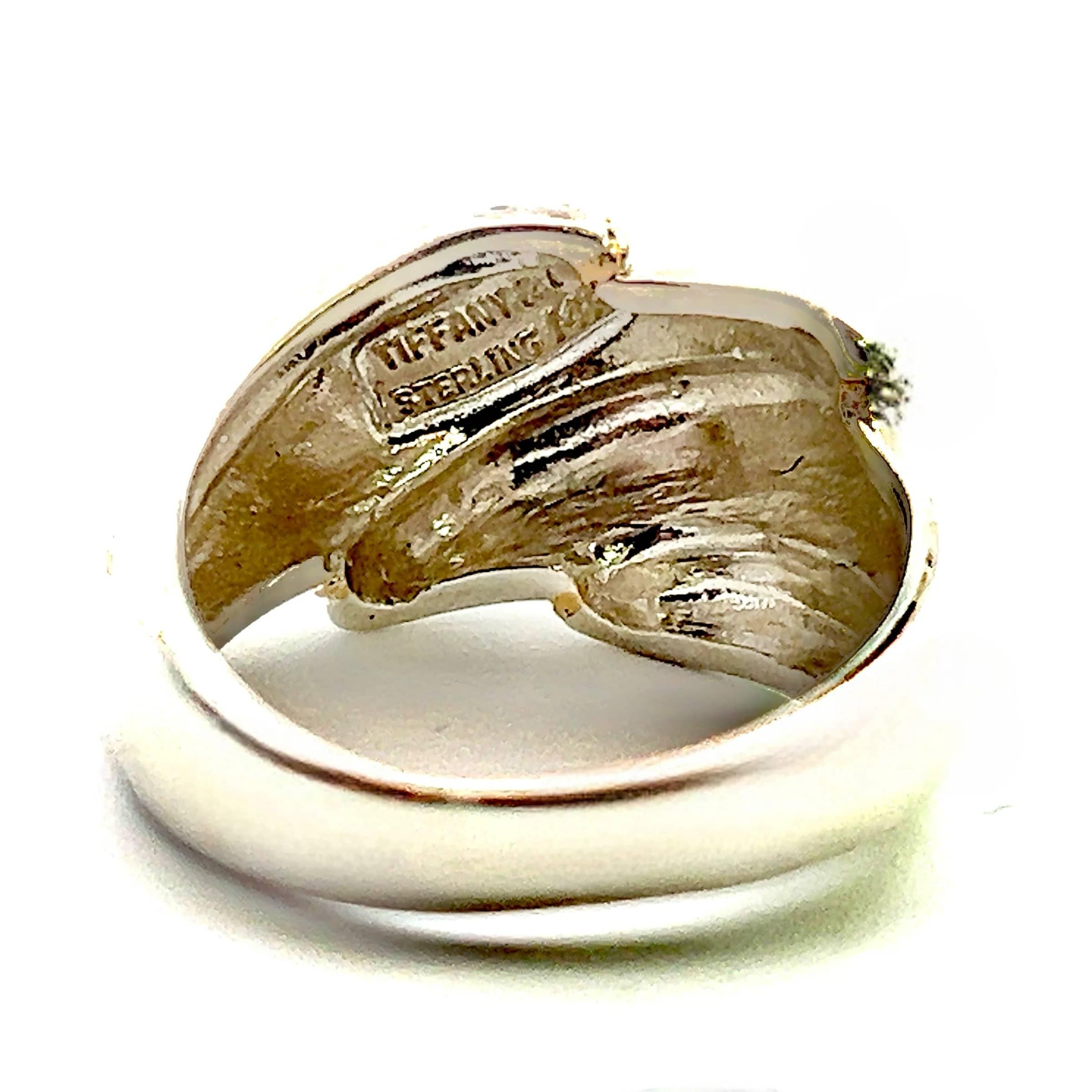 Tiffany & Co Estate Shrimp Ring Size 7 14k Gold + Sterling Silver In Good Condition In Brooklyn, NY