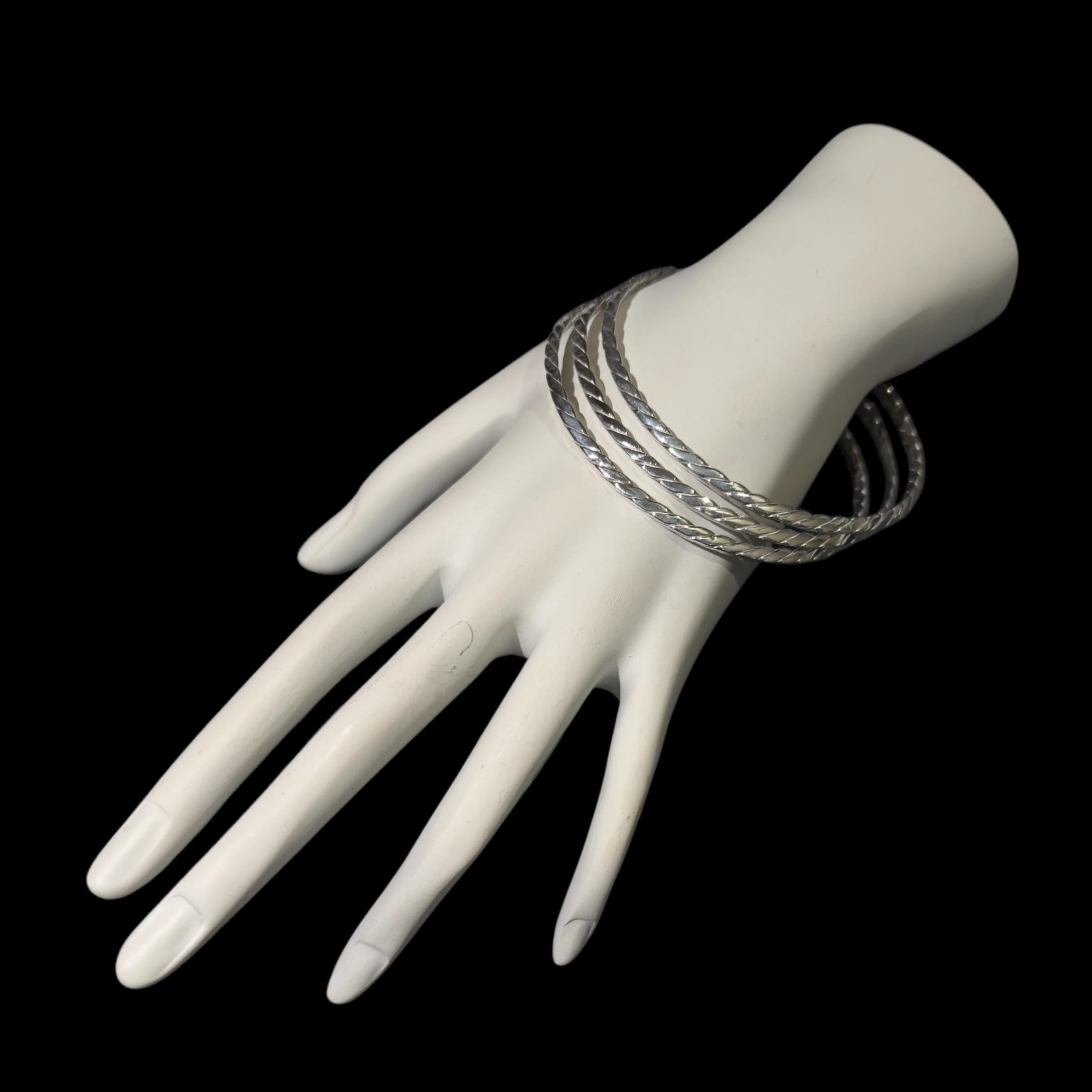 Tiffany & Co Single Bangle Bracelet Sterling Silver Estate For Sale 7