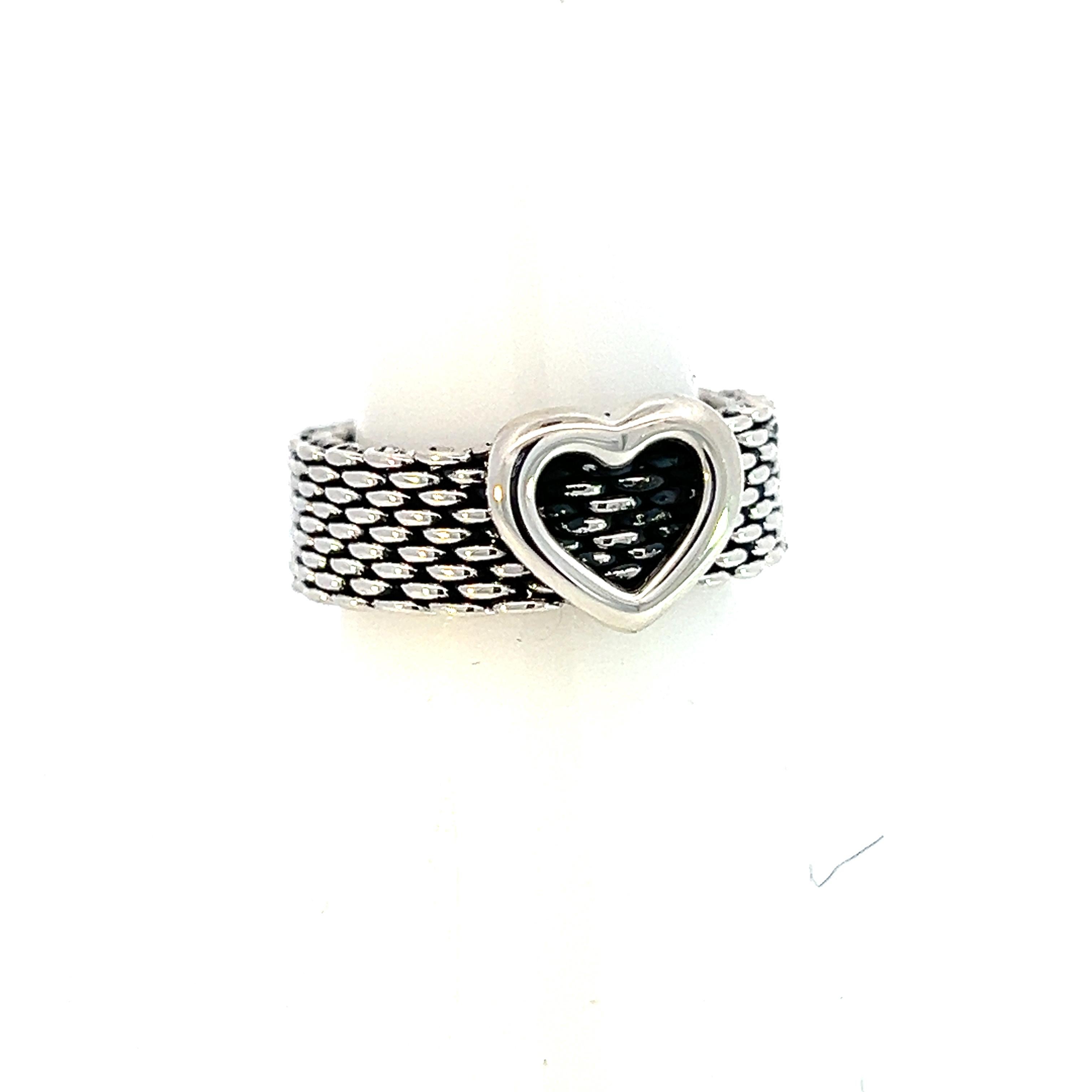 Authentic Tiffany & Co Estate Somerset Heart Ring 5.5 Silver 6.30 mm TIF608

This elegant Authentic Tiffany & Co ring is made of sterling silver and has a weight of 7.60 grams.

TRUSTED SELLER SINCE 2002

PLEASE SEE OUR HUNDREDS OF POSITIVE