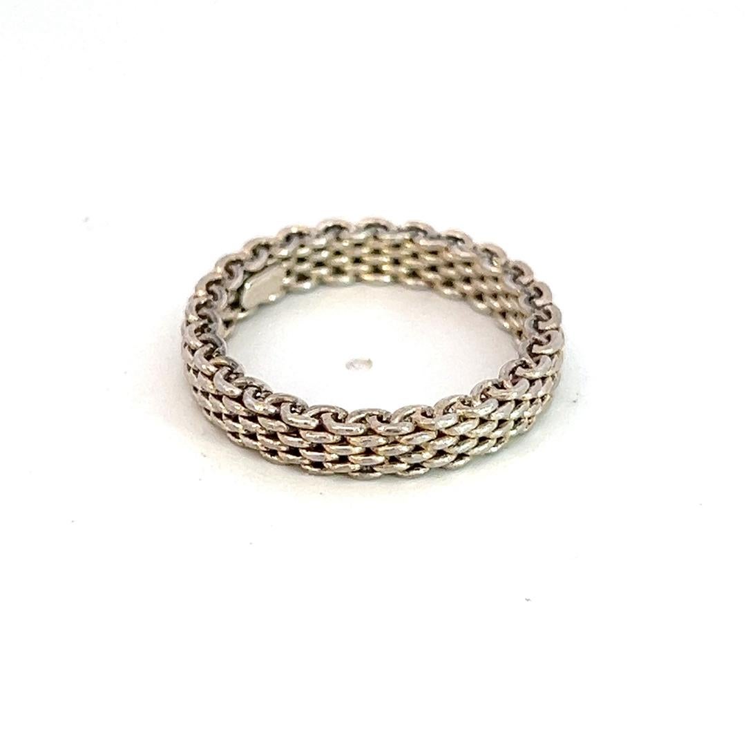 Authentic Tiffany & Co Estate Somerset Mesh Ring Size 6 Sterling Silver 3.7 mm height TIF664

TRUSTED SELLER SINCE 2002

DETAIL
Design: Somerset Mesh
Ring Size: 6
Height: 3.7 mm
Metal: Sterling Silver

We try to present our estate items as best as