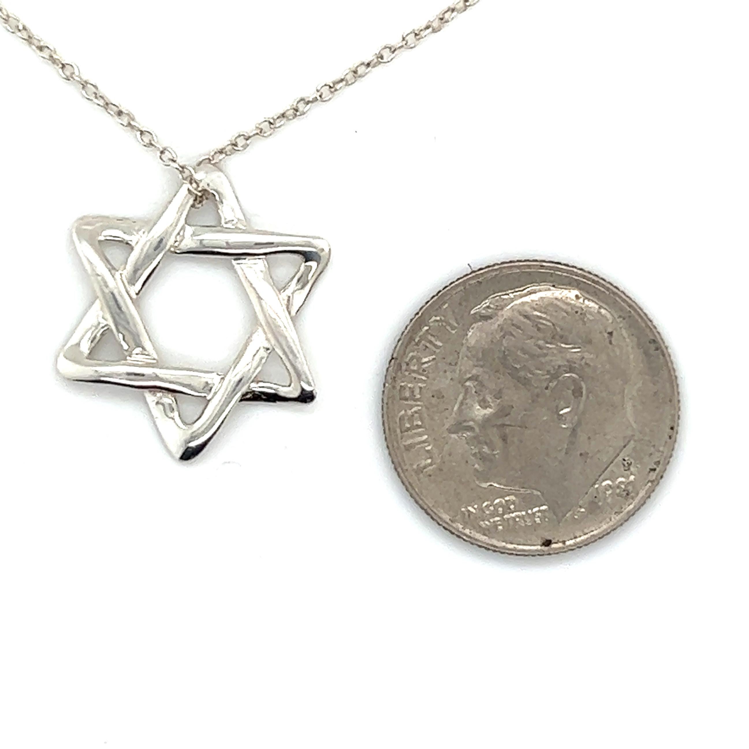 Tiffany & Co Estate Star of David Necklace Sterling Silver 1.9 Grams In Good Condition In Brooklyn, NY