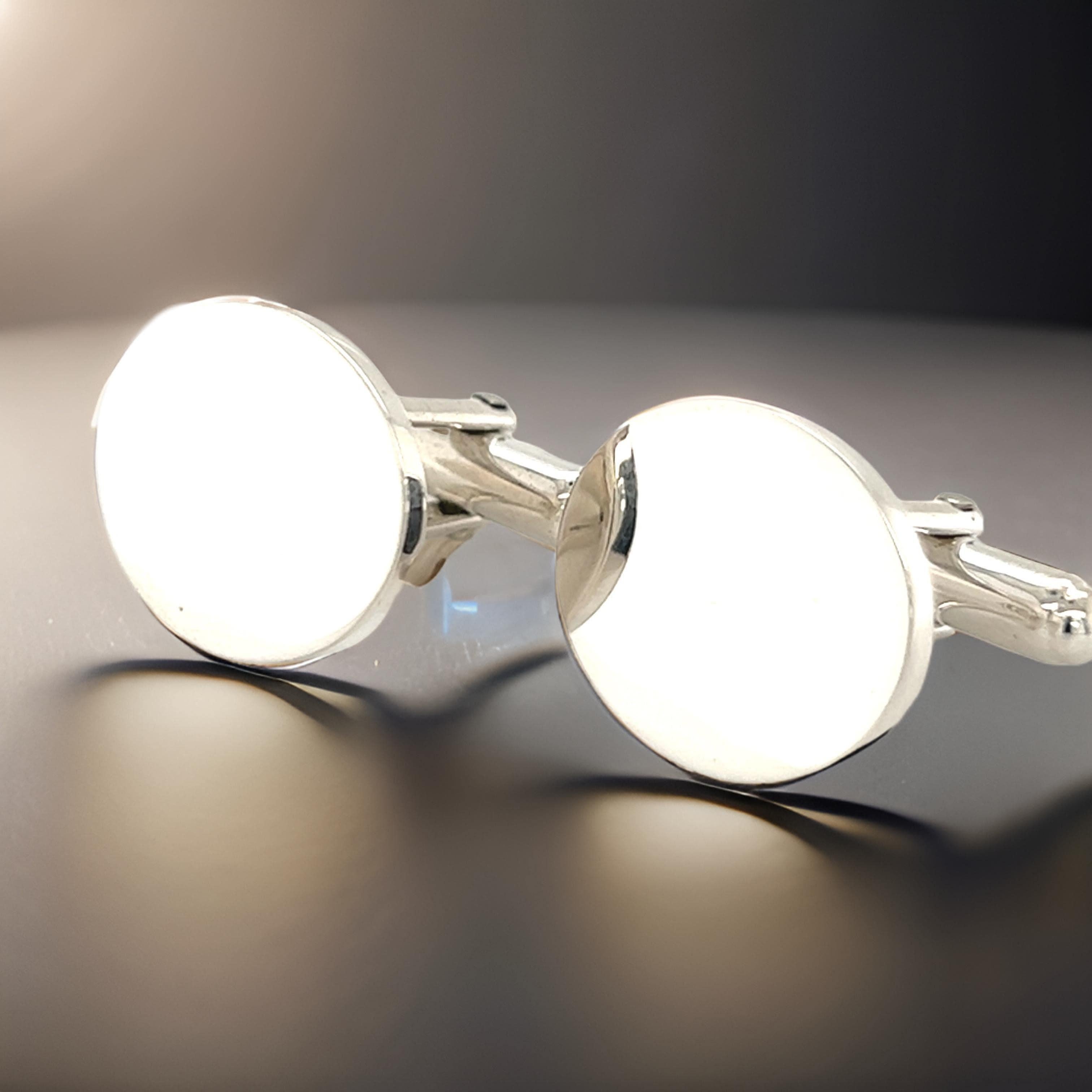 Tiffany & Co Estate Sterling Silver Cufflinks In Good Condition In Brooklyn, NY