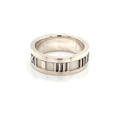 Bague de succession Tiffany & Co, taille 4,25, 5,2 grammes