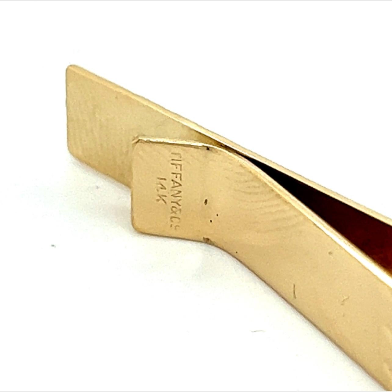 Tiffany & Co Estate Tie Clip 1 10/16 14k Yellow Gold  In Good Condition For Sale In Brooklyn, NY