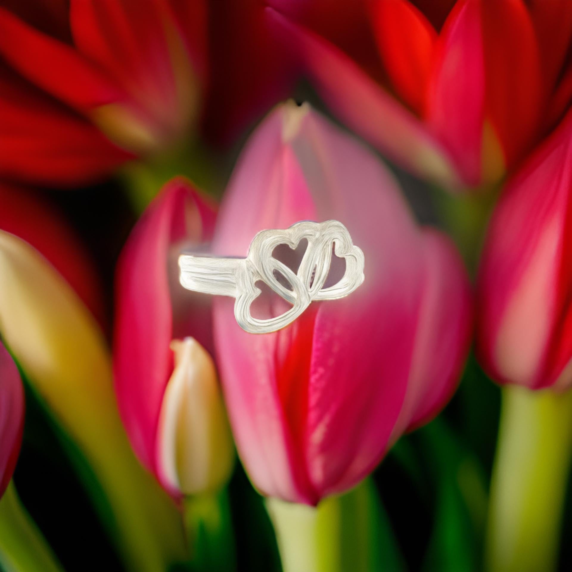 Tiffany & Co Nachlass Dreifacher Herzring Größe 6 Sterlingsilber 2,2 Gramm im Angebot 5