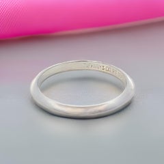 Tiffany & Co. Fascia nuziale in platino di 2 mm di spessore