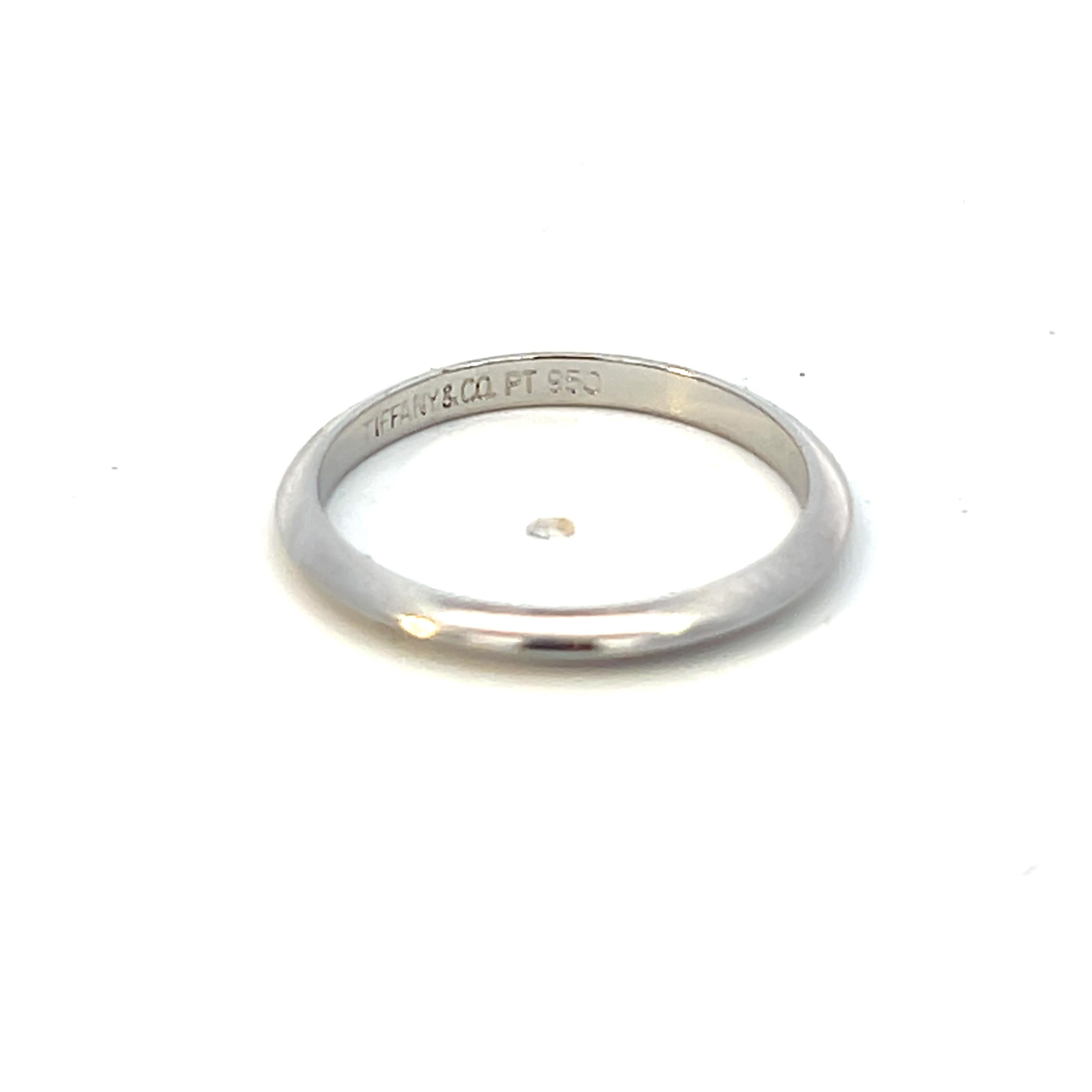 Women's or Men's Tiffany & Co Estate Wedding Band Platinum 2 mm Thick For Sale