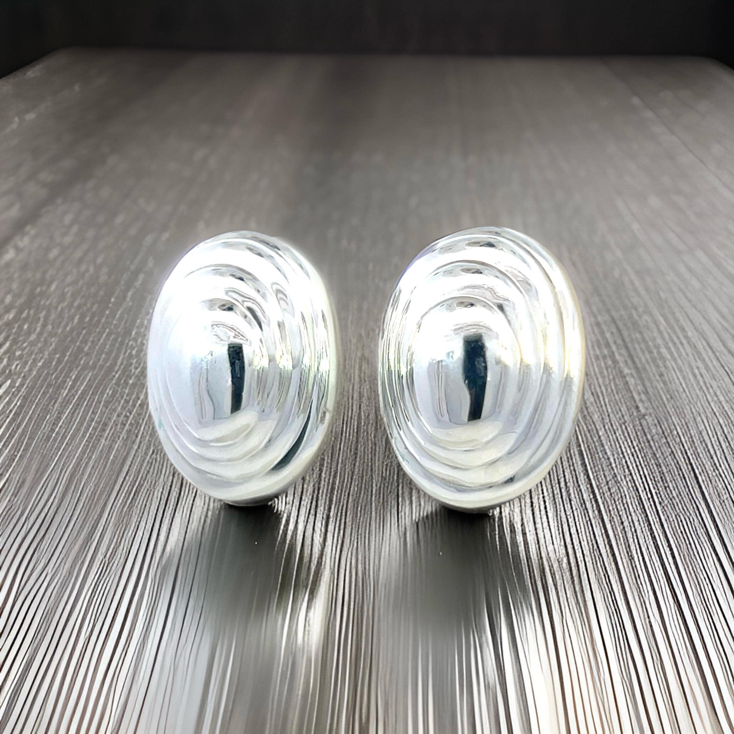 Tiffany & Co Estate XL Puffed Clip-on Earrings Sterling Silver For Sale 2
