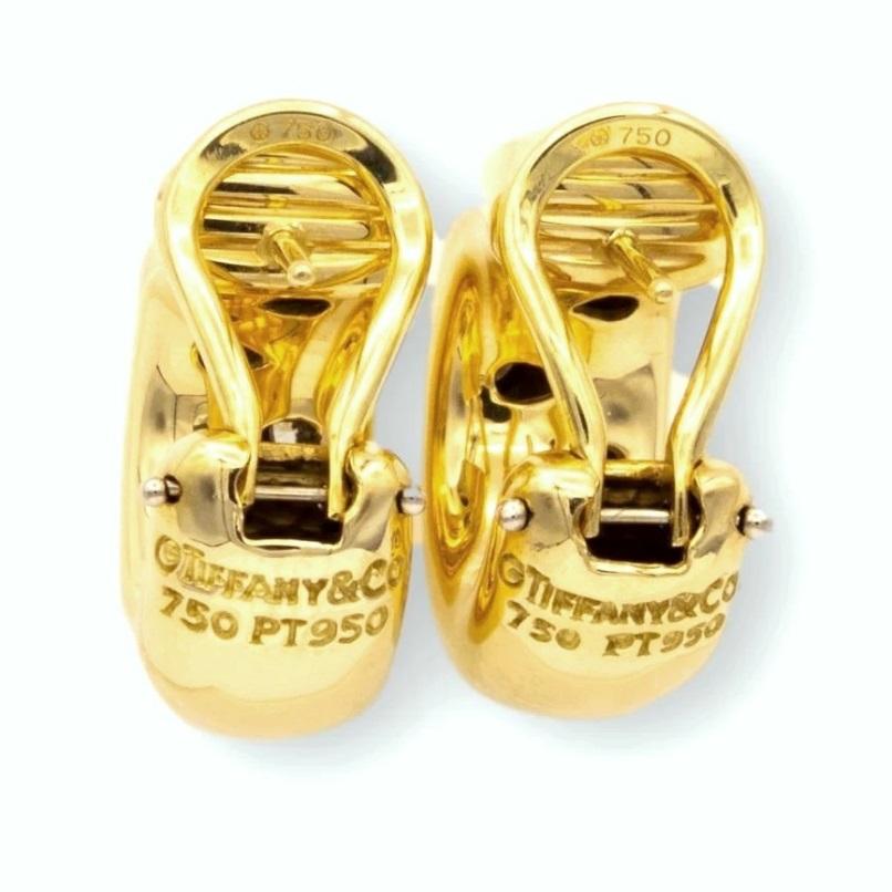 TIFFANY & Co. Etoile 18K Gold .35ct Diamond Hoop Earrings In Excellent Condition In Los Angeles, CA