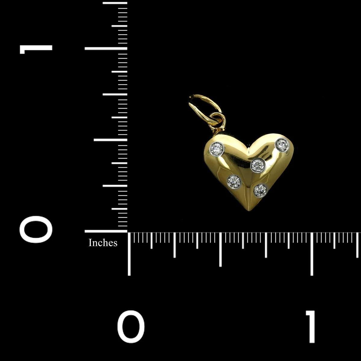 TIFFANY & Co. Etoile 18K Gold 5 Diamanten Herz Charme im Zustand „Hervorragend“ in Los Angeles, CA