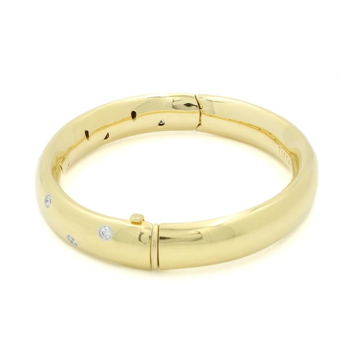 TIFFANY & Co. Etoile 18K Gold 9mm Wide Diamond Bangle Bracelet For Sale 3