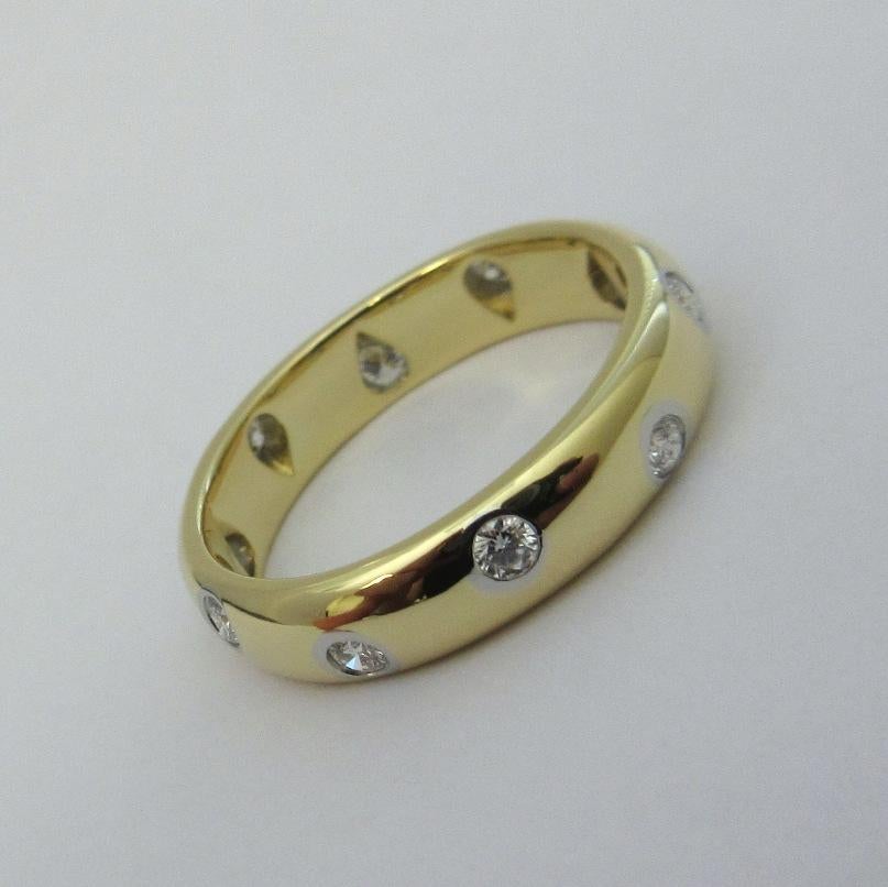 Round Cut TIFFANY & Co. Etoile 18K Gold Diamond 4mm Band Ring 5 For Sale