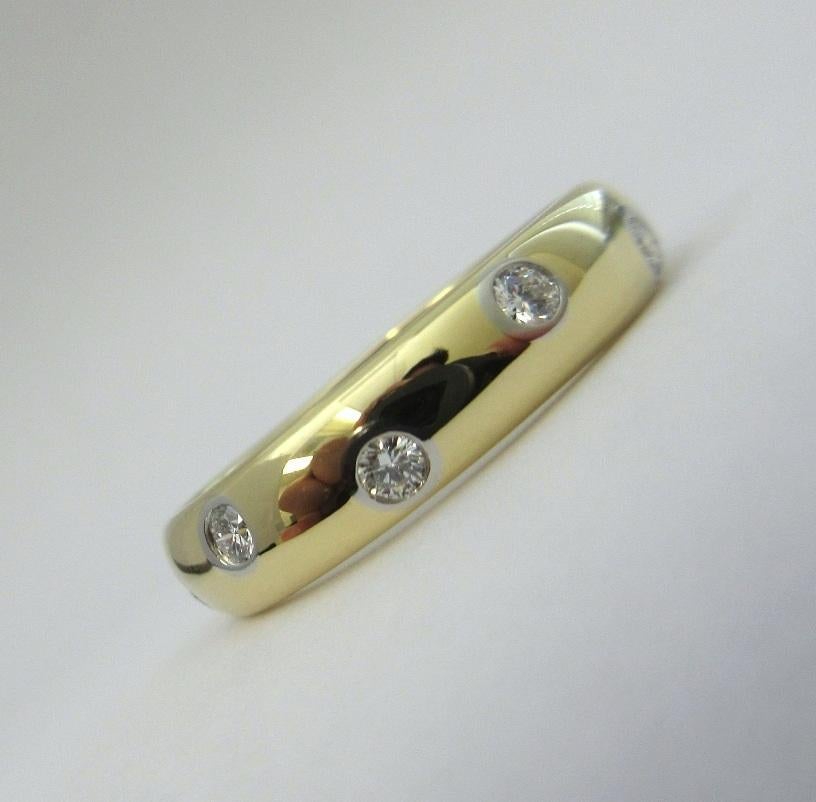 TIFFANY & Co. Etoile 18K Gold Diamond 4mm Band Ring 5 In Excellent Condition For Sale In Los Angeles, CA