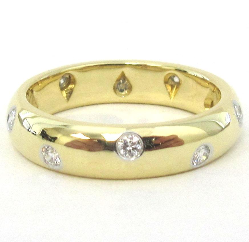 TIFFANY & Co. Etoile 18K Gold Diamond 4mm Band Ring 6 In Excellent Condition In Los Angeles, CA