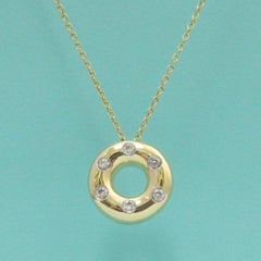 TIFFANY & Co. Etoile 18K Gold Diamond Circle Pendant Necklace
