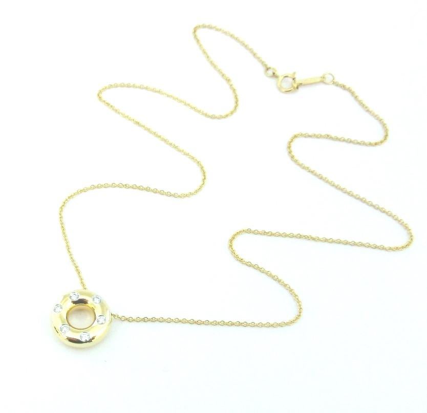 TIFFANY & Co. Etoile 18K Gold Diamond Circle Pendant Necklace For Sale 1