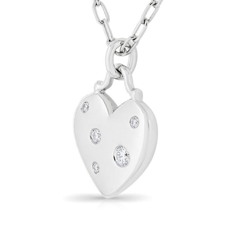 Taille ronde TIFFANY & Co. Etoile Collier pendentif coeur en or blanc 18K à 5 diamants en vente