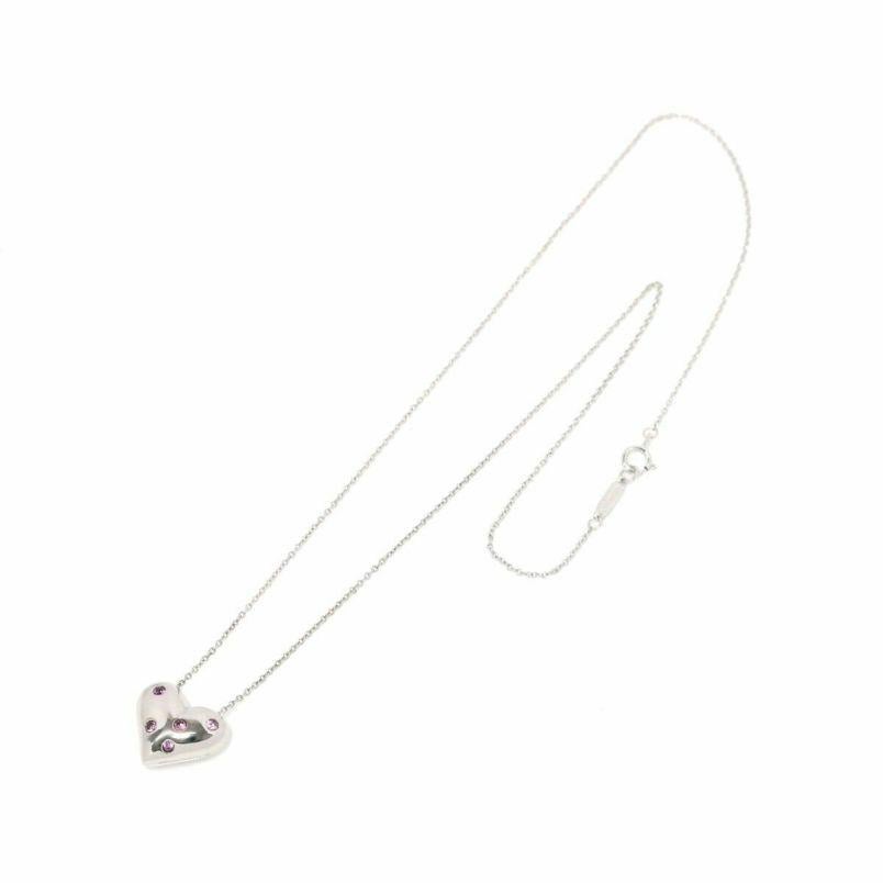 TIFFANY & Co. Etoile 18K White Gold Pink Sapphire Heart Pendant Necklace In Excellent Condition For Sale In Los Angeles, CA