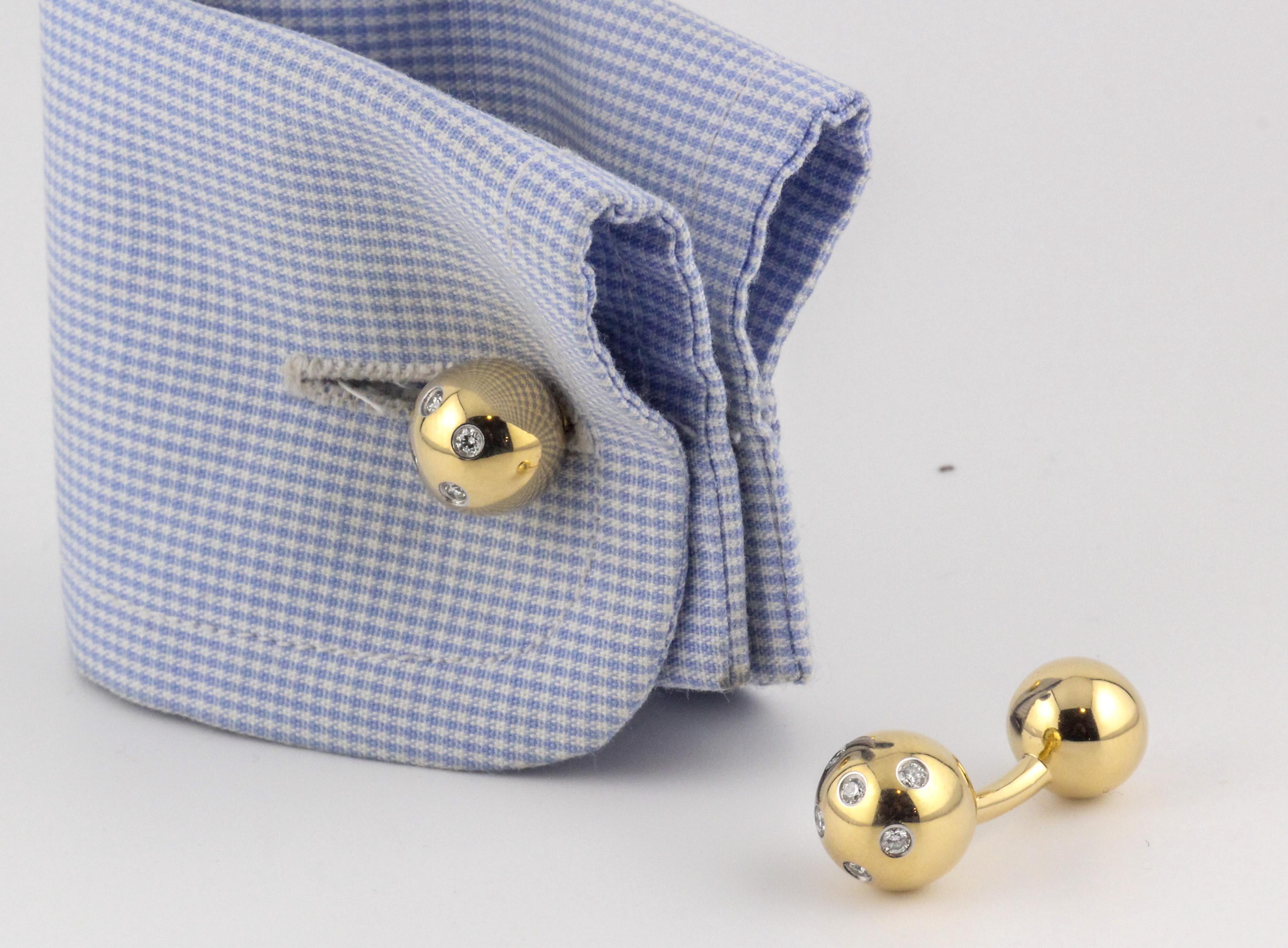 Tiffany & Co. Etoile Diamond 18k Gold Platinum Dumbbell Cufflinks In Good Condition In Bellmore, NY