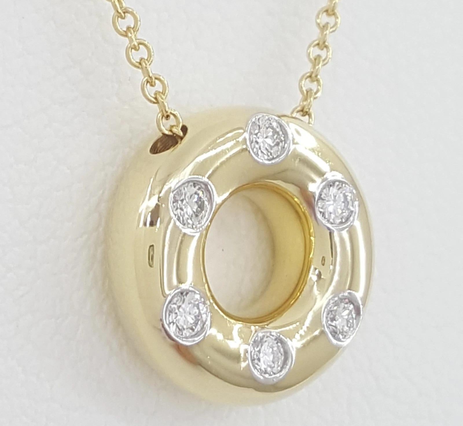 Round Cut Tiffany & Co. Etoile Diamond Circle Pendant Necklace 18K Yellow Gold For Sale