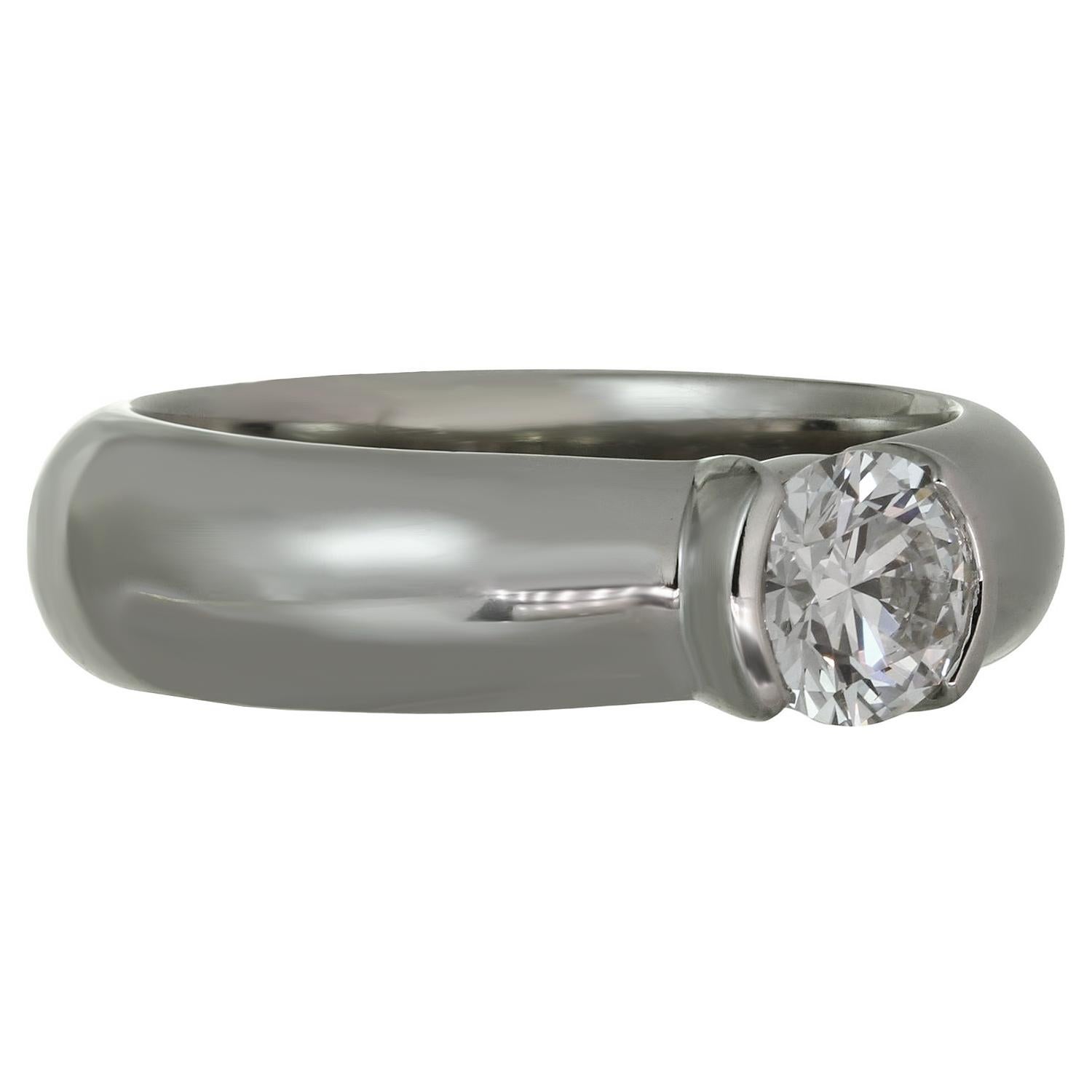 Tiffany & Co. Etoile Bague de fiançailles en platine avec diamant 0,54 TCW E VVS2, boîte et papiers d'origine Excellent état - En vente à New York, NY