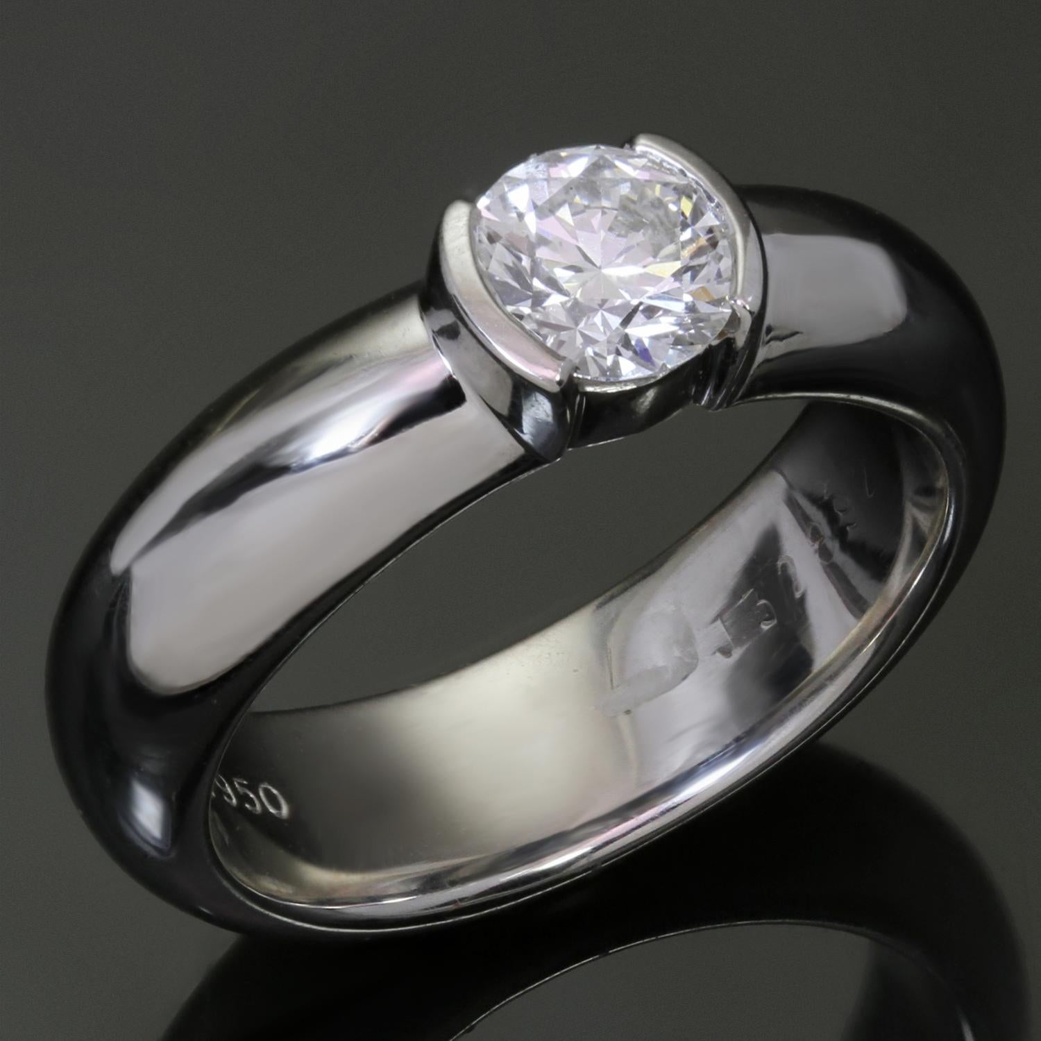 Tiffany & Co. Etoile Bague de fiançailles en platine avec diamant 0,54 TCW E VVS2, boîte et papiers d'origine en vente 2