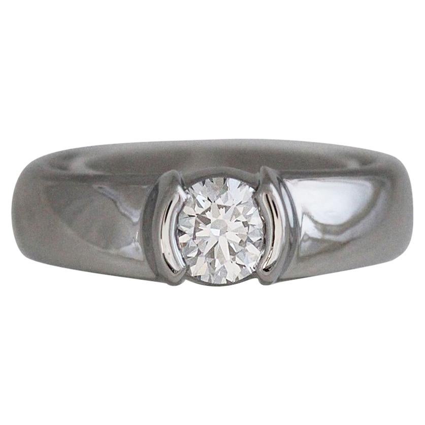 Tiffany & Co. Etoile Platinum 0.81 Carat Round F VVS2 Diamond Engagement Ring For Sale