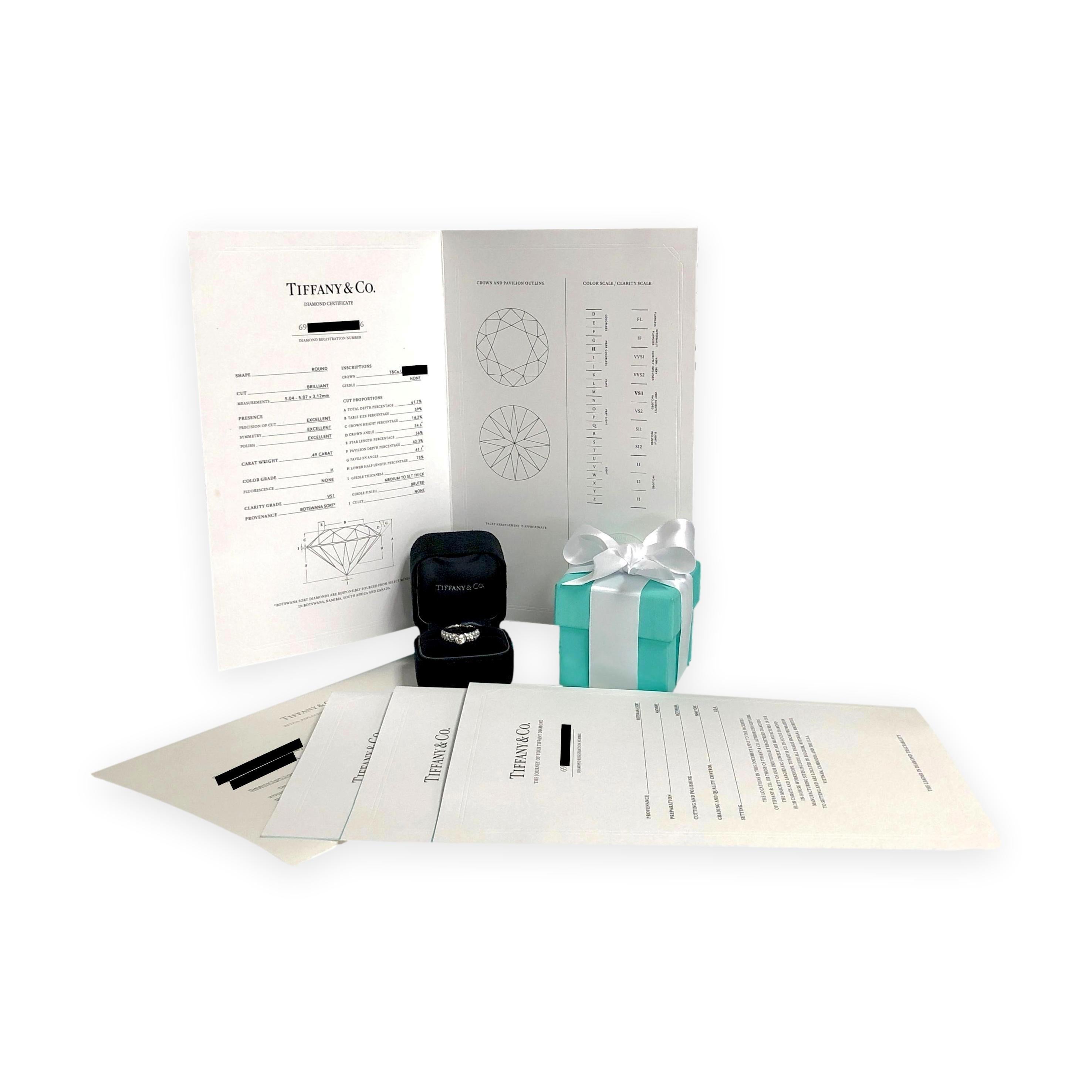 Tiffany & Co. Anillo de compromiso de platino Etoile con diamante pavé redondo total de 1,26 quilates en venta 4