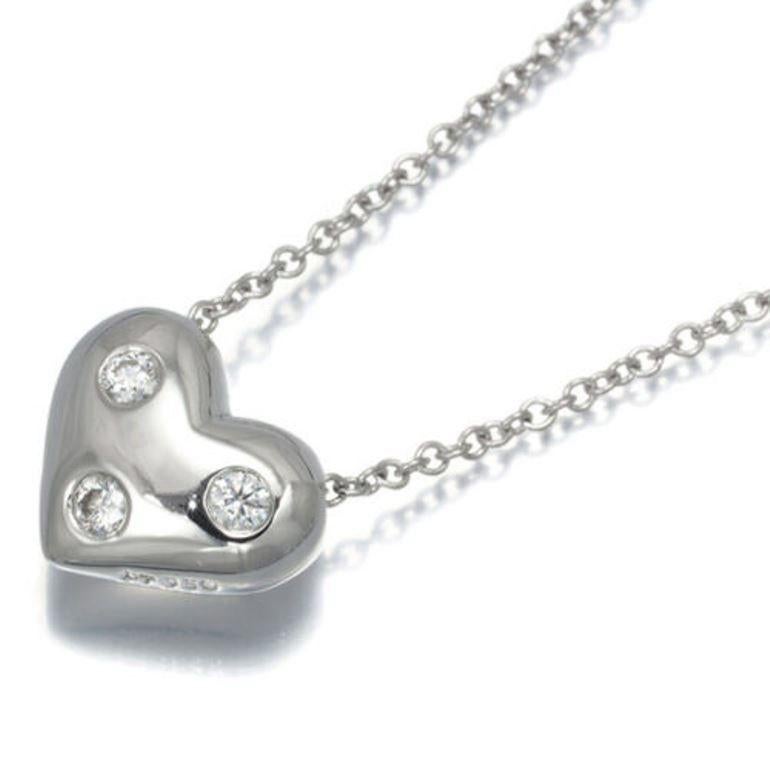 TIFFANY & Co. Etoile Platinum 3 Diamond Heart Pendant Necklace

Metal: Platinum
Weight: 5.0 grams
Chain: 16