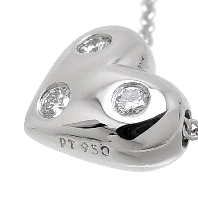 TIFFANY & Co. Etoile Platinum 3 Diamond Heart Pendant Necklace In Excellent Condition For Sale In Los Angeles, CA