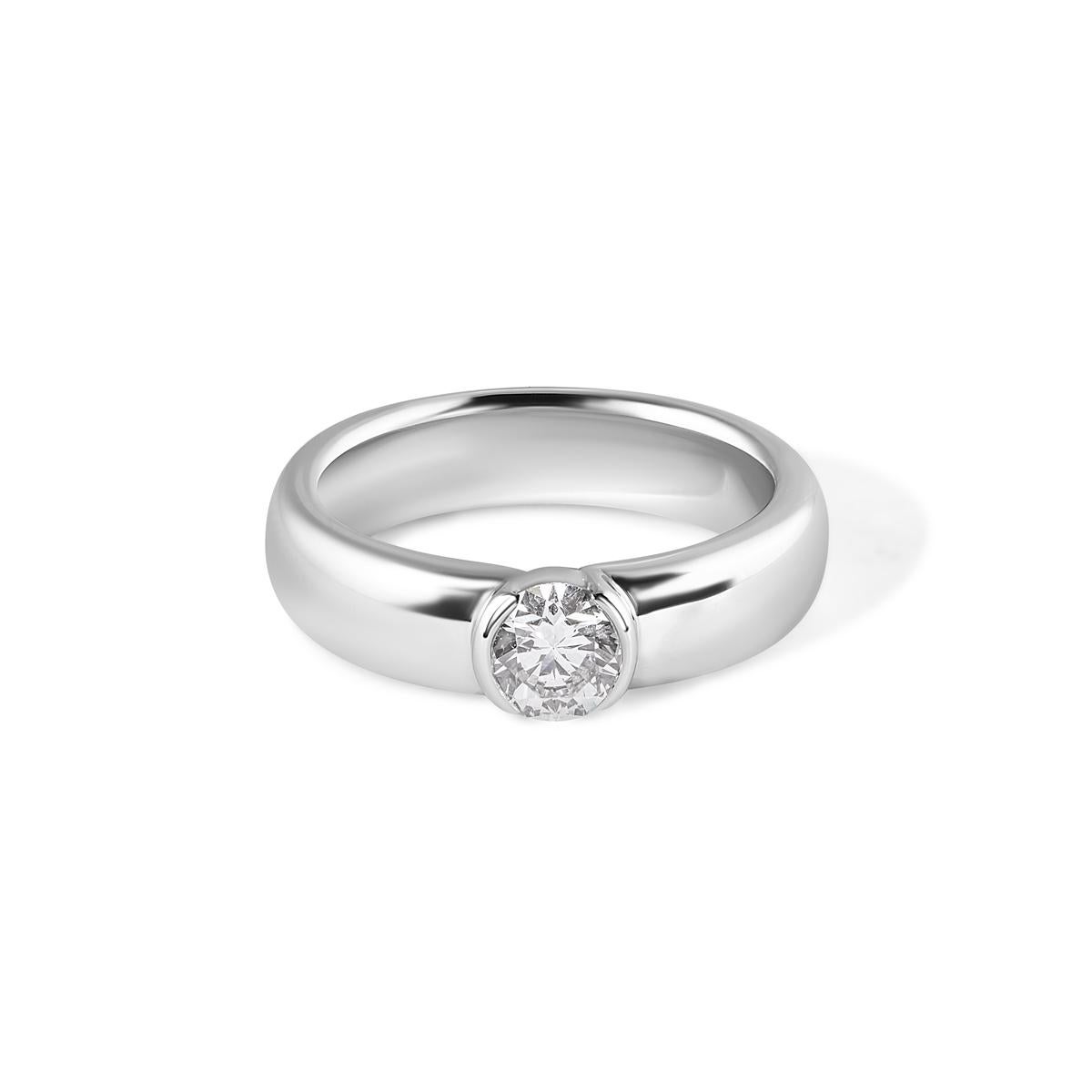 Taille ronde TIFFANY & Co. Bague de fiançailles Etoile en platine avec diamant de 0,57ct 6,25 en vente