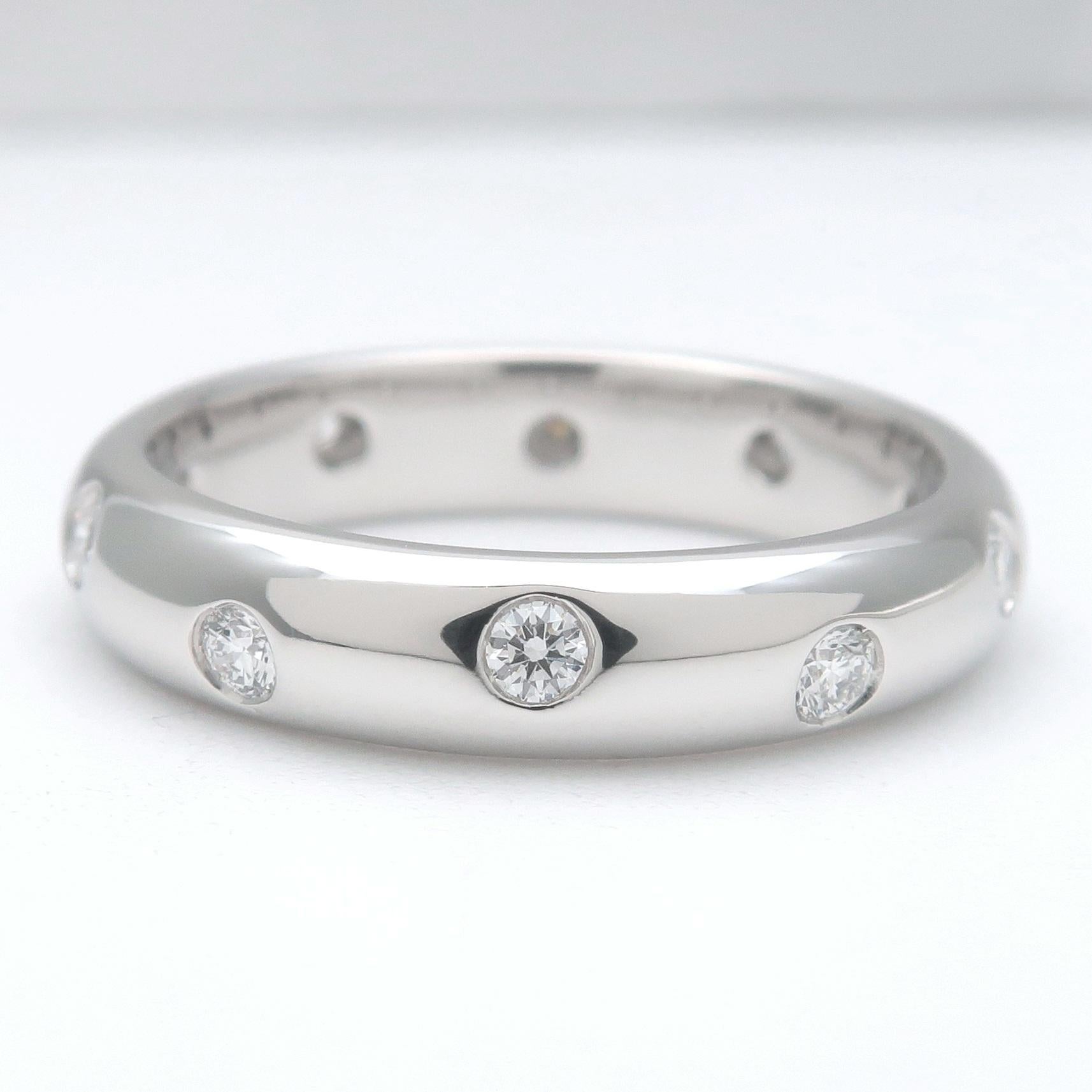 Round Cut TIFFANY & Co. Etoile Platinum Diamond 4mm Band Ring 5 For Sale