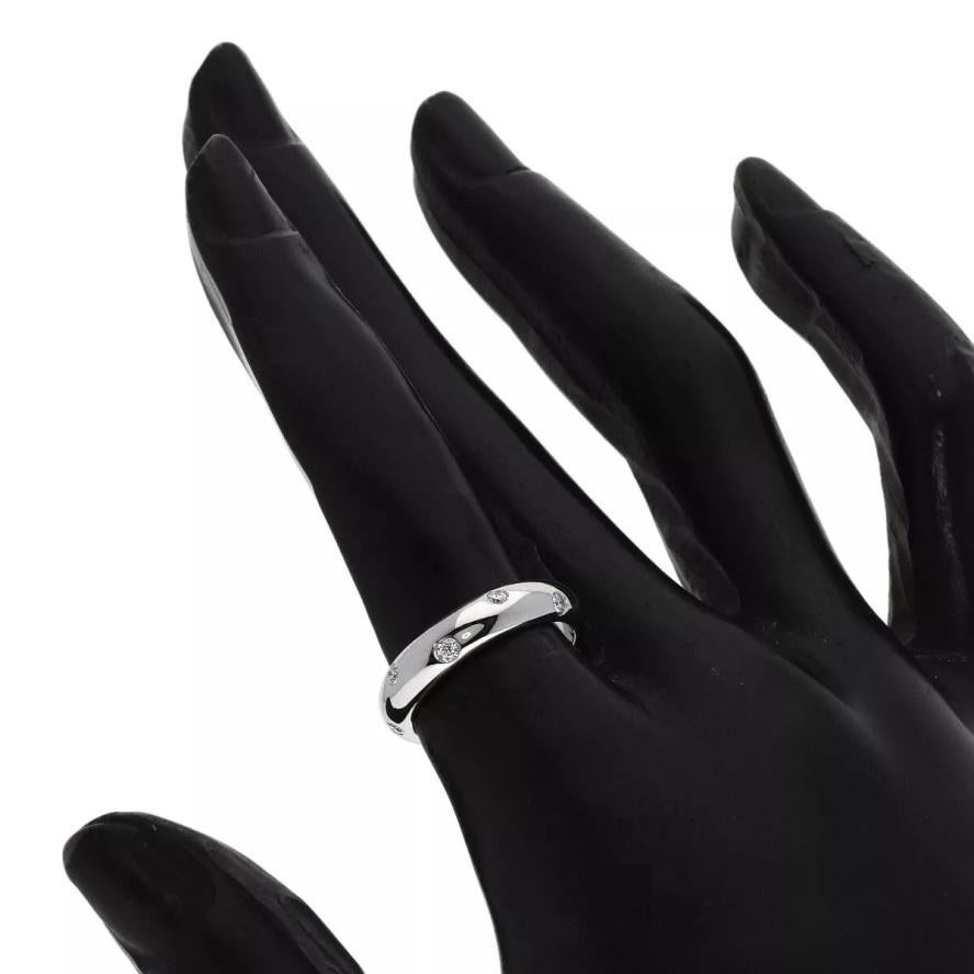 TIFFANY & Co. Etoile Platinum Diamond 4mm Band Ring 5 In Excellent Condition For Sale In Los Angeles, CA