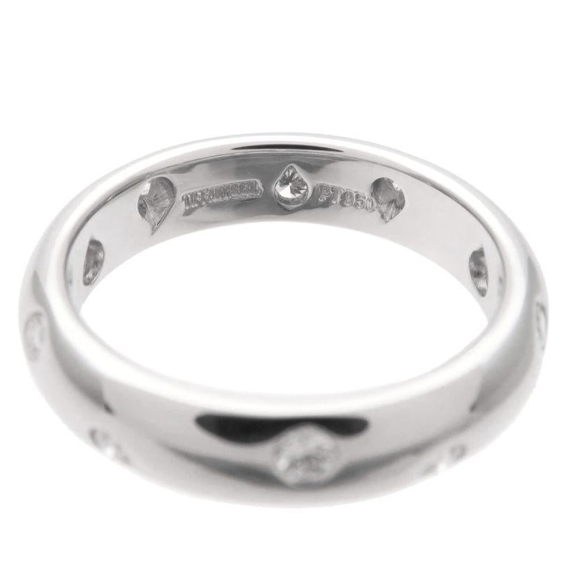 TIFFANY & Co. Etoile Platinum Diamond 4mm Band Ring 6 In Excellent Condition For Sale In Los Angeles, CA