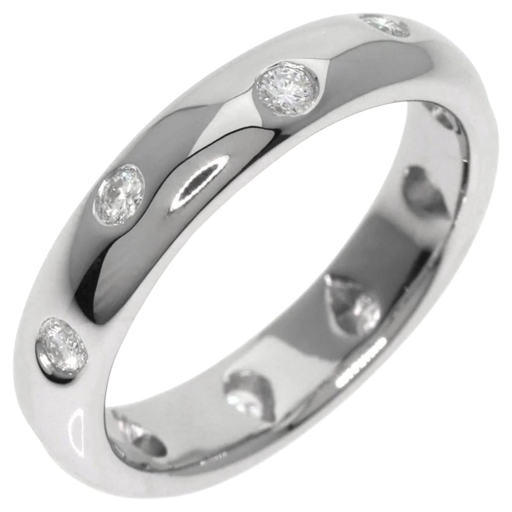 Does Tiffany sell real diamonds?