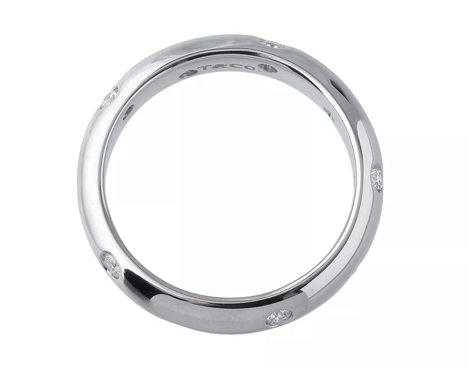 TIFFANY & Co. Etoile Platinum Diamond 4mm Band Ring 6.5 In Excellent Condition For Sale In Los Angeles, CA