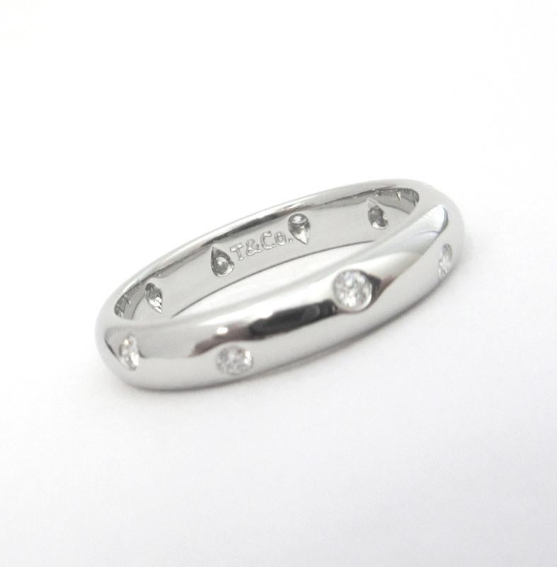 TIFFANY & Co. Etoile Platinum Diamond 4mm Band Ring 9 In Excellent Condition For Sale In Los Angeles, CA