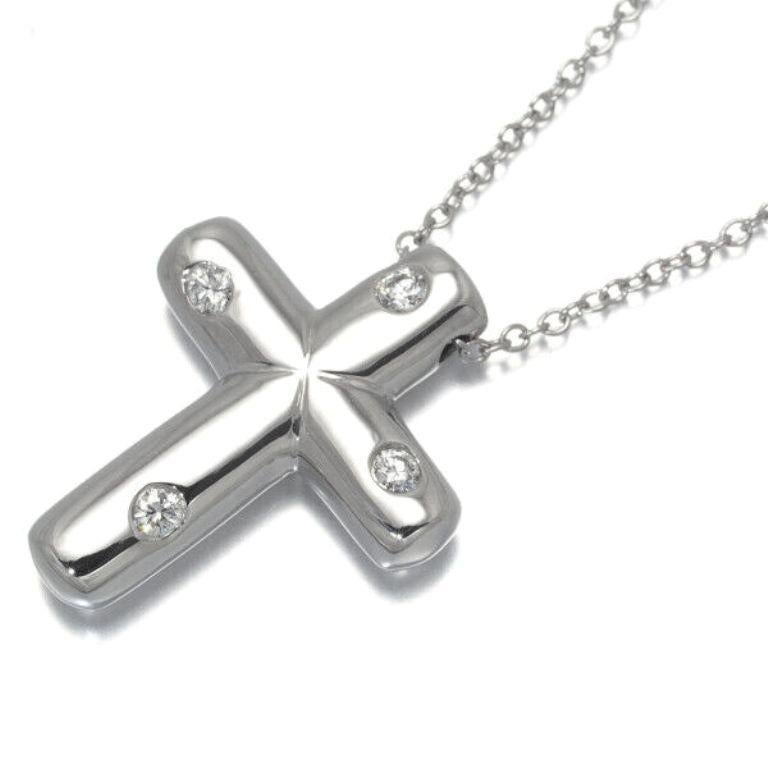TIFFANY & Co. Etoile Platinum Diamond Cross Pendant Necklace Corte redondo en venta