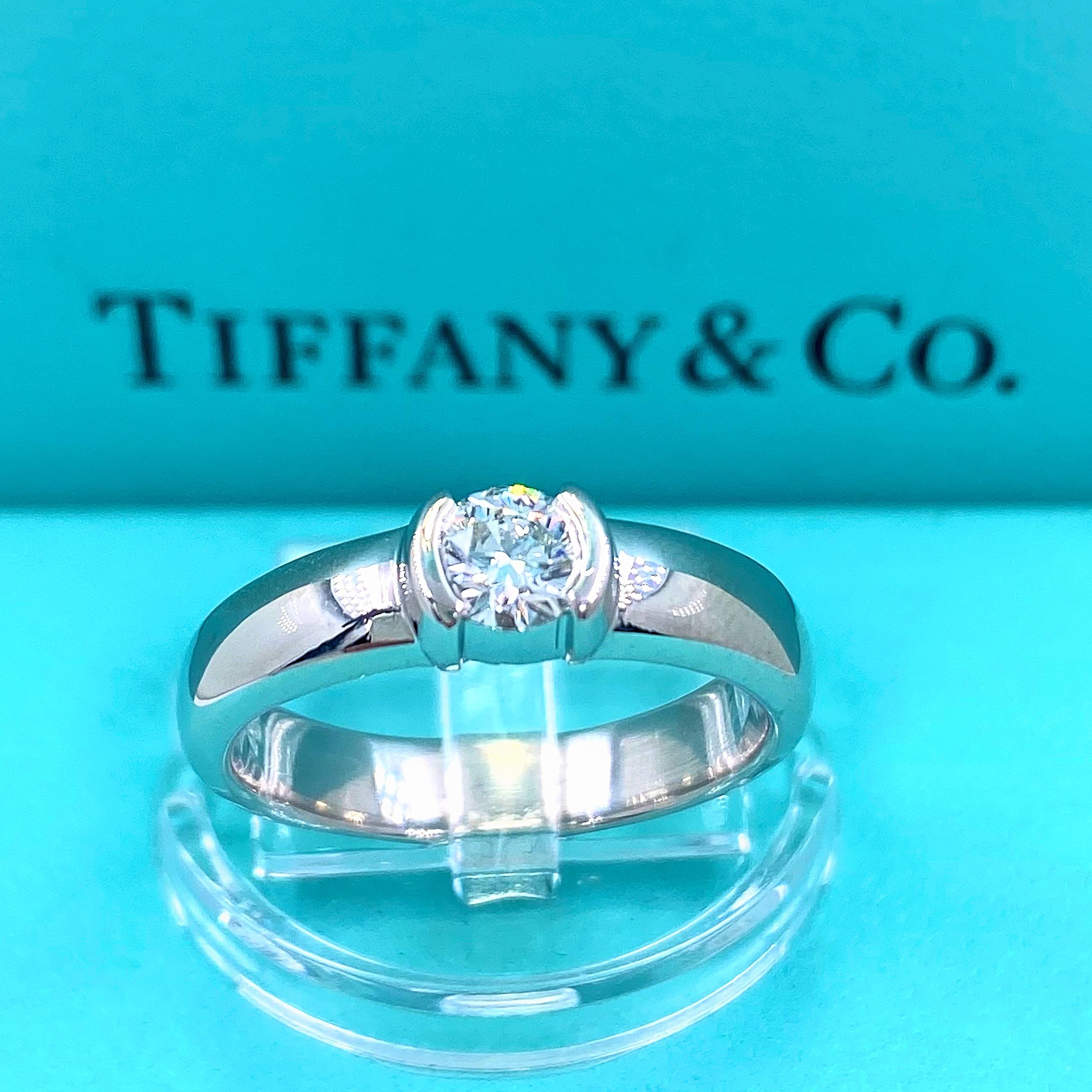 Tiffany & Co Etoile Round Diamond 0.43 Carat E VS1 Engagement Ring Papers 7