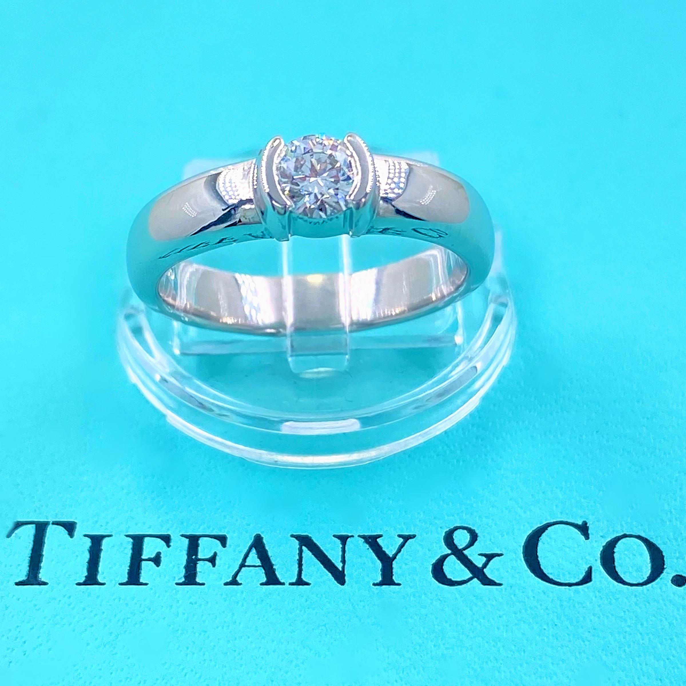 Tiffany & Co Etoile Round Diamond 0.43 Carat E VS1 Engagement Ring Papers In Excellent Condition In San Diego, CA