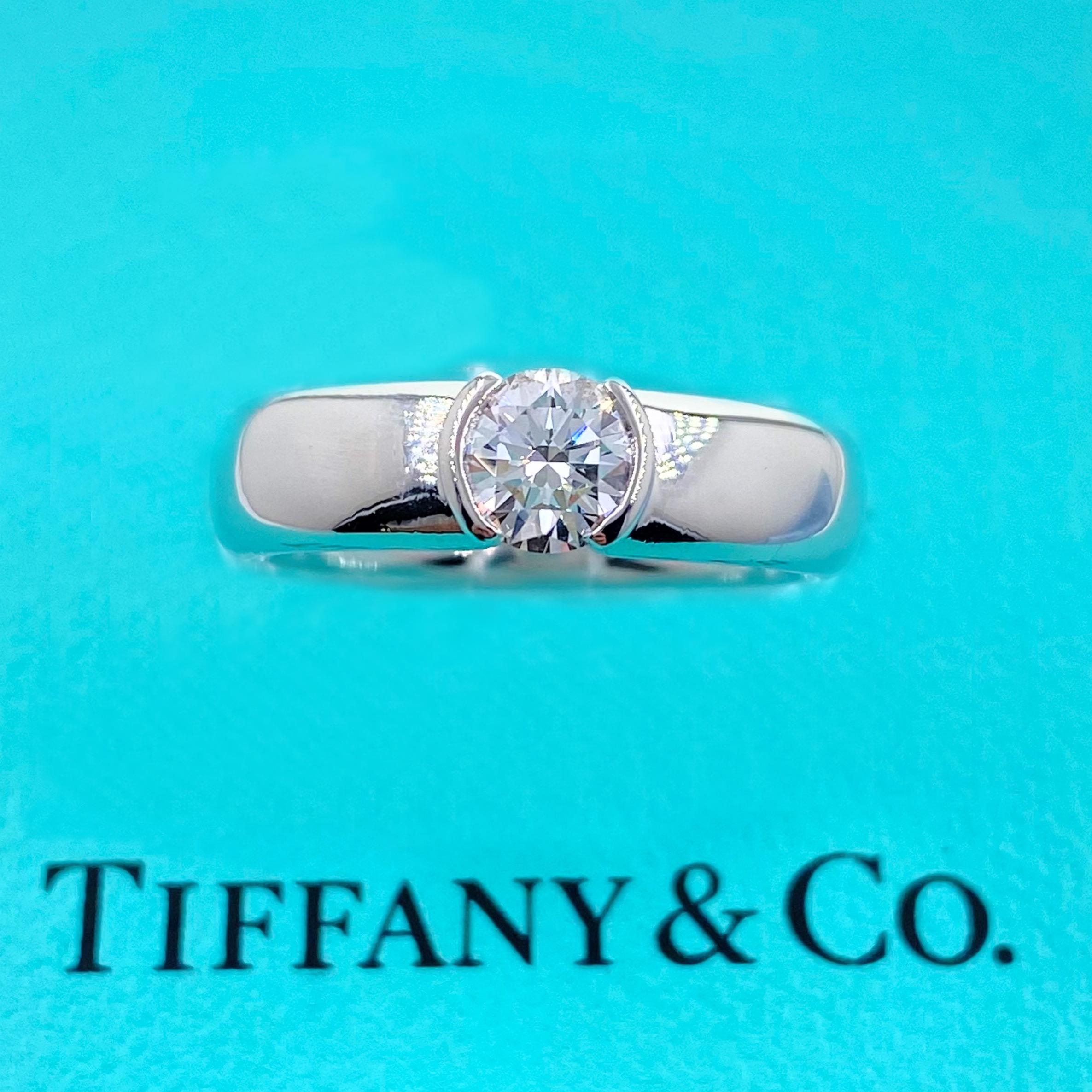 Women's or Men's Tiffany & Co. Etoile Round Diamond 0.56 TCW H VVS2 Engagement Ring Platinum For Sale