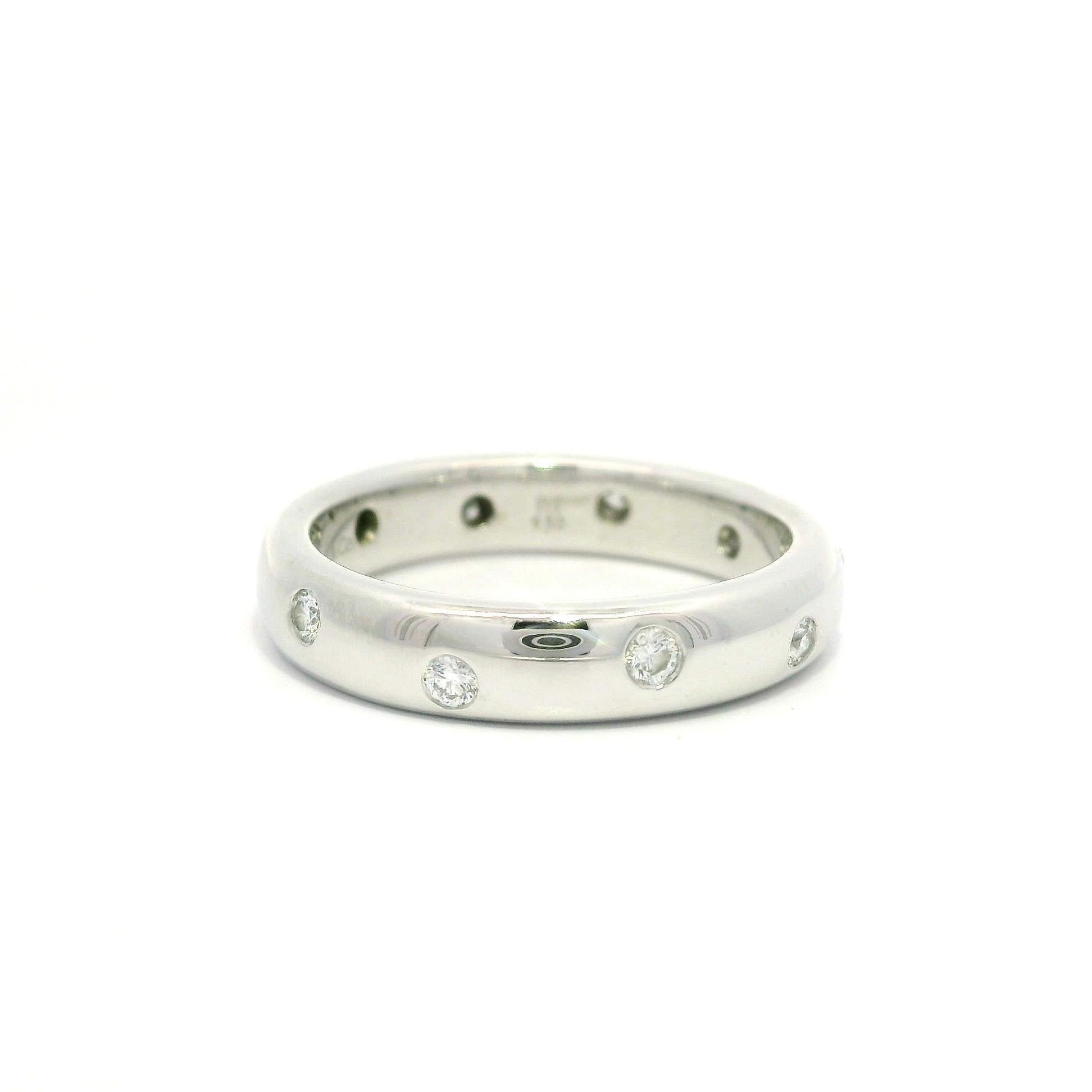 --Pietre: --
(10) Diamante naturale autentico - taglio rotondo brillante - brunito a filo - colore F/G

Materiale: Platino massiccio .900+ (testato), testata PT950
Peso: 8.17 grammi
Misura dell'anello: 6.0 (Possiamo personalizzare questo anello -
