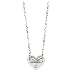 Tiffany & Co. Collana con ciondolo a forma di cuore gonfio “Etoile Three Diamond” in platino