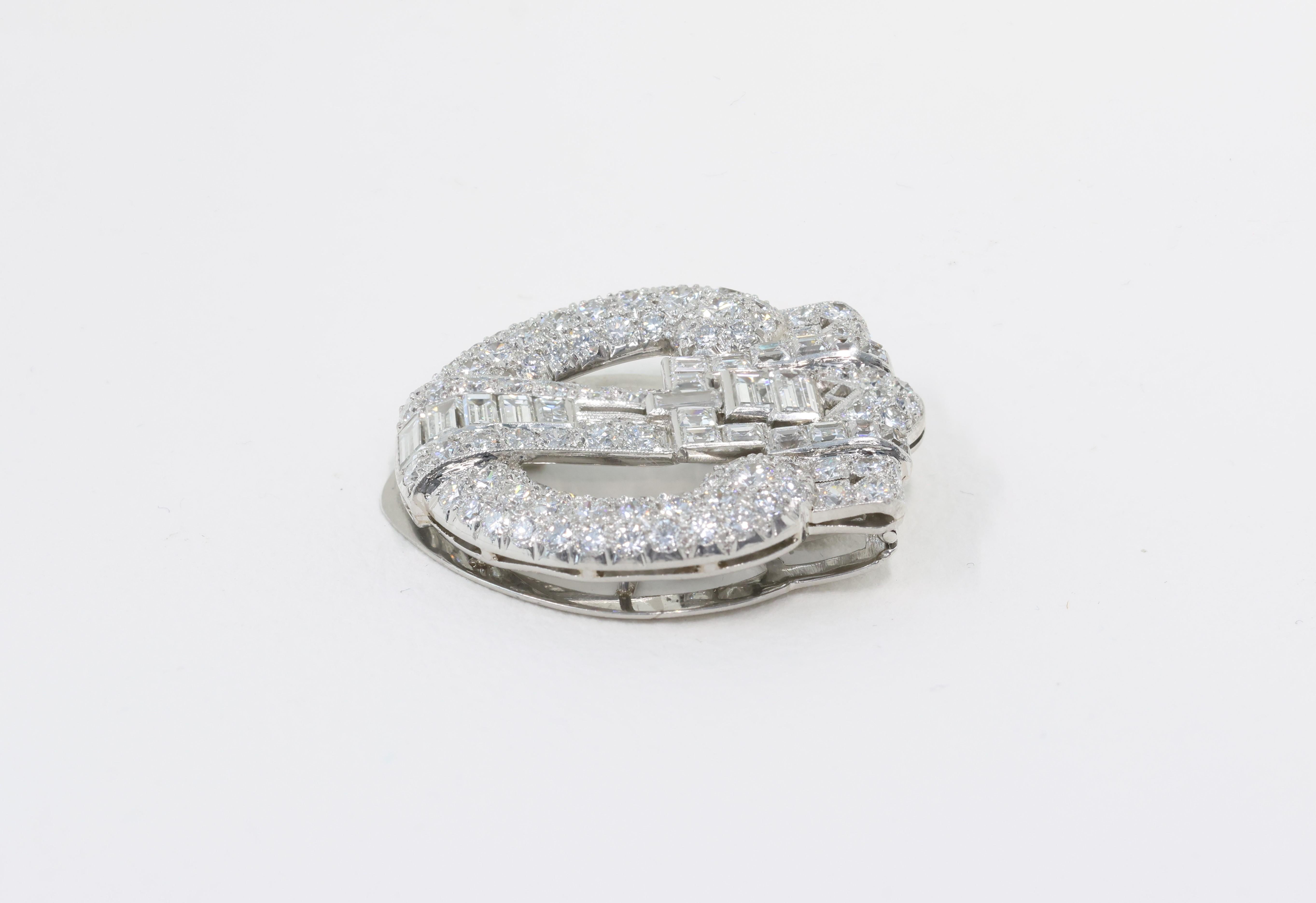 Tiffany & Co. Exceptional Art Deco Platinum and Diamond Clip 5.80 Carats  For Sale 1