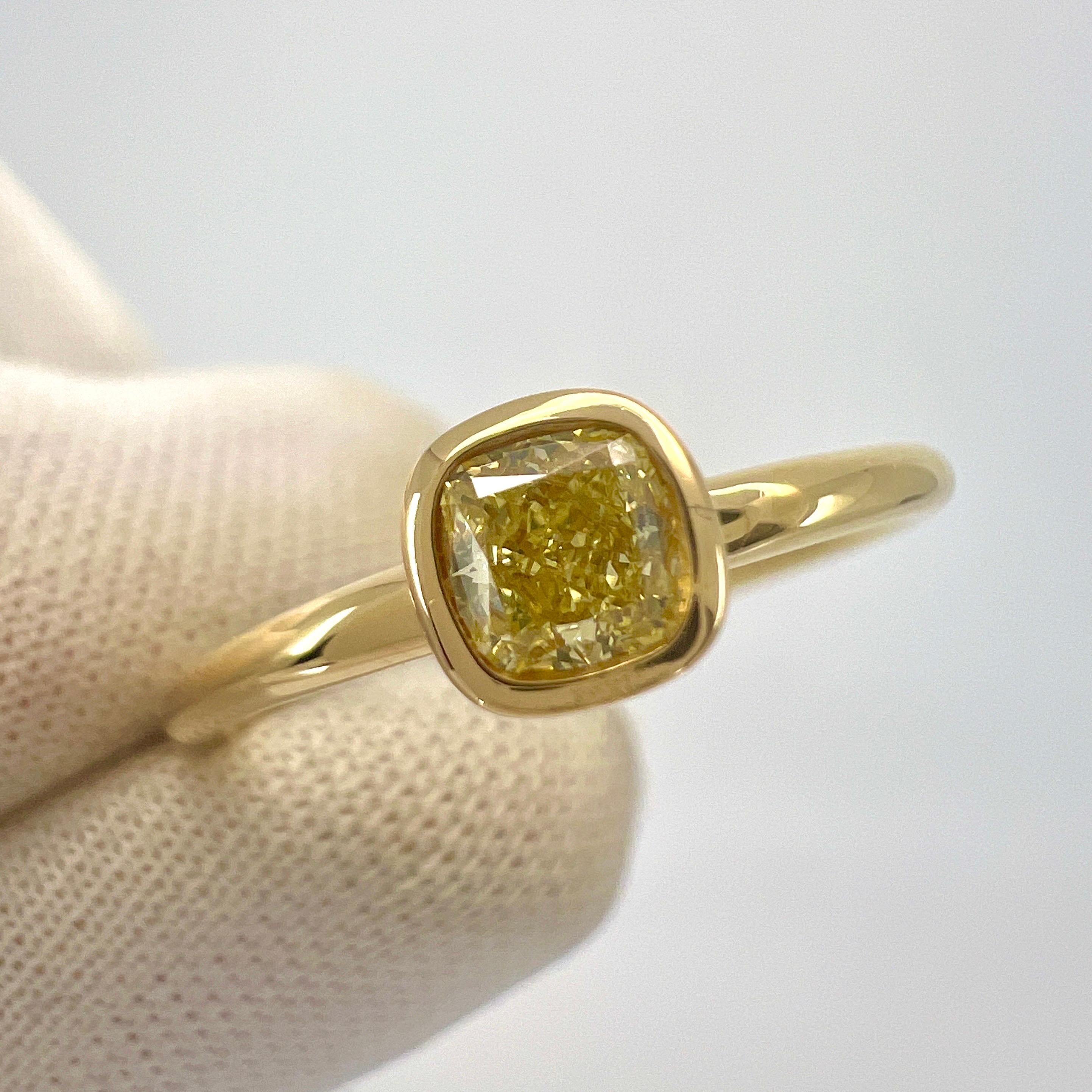 Tiffany & Co. Solitärring mit gelbem Fancy-Diamant im Kissenschliff 0,27 Karat 18k Gold 1