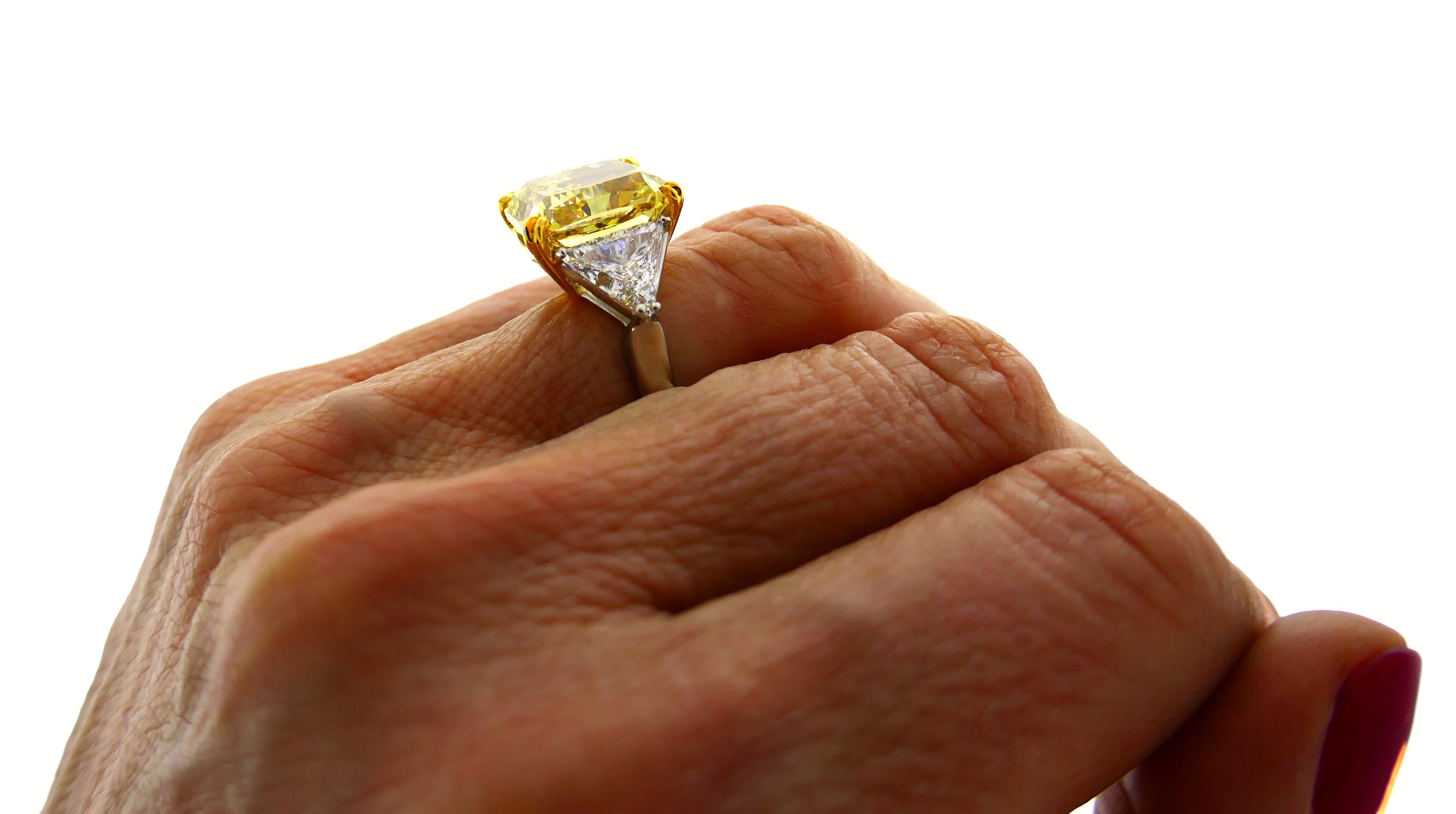 Tiffany & Co. Diamond Platinum Ring 12.12 Carat Fancy Deep Brownish Yellow GIA 5