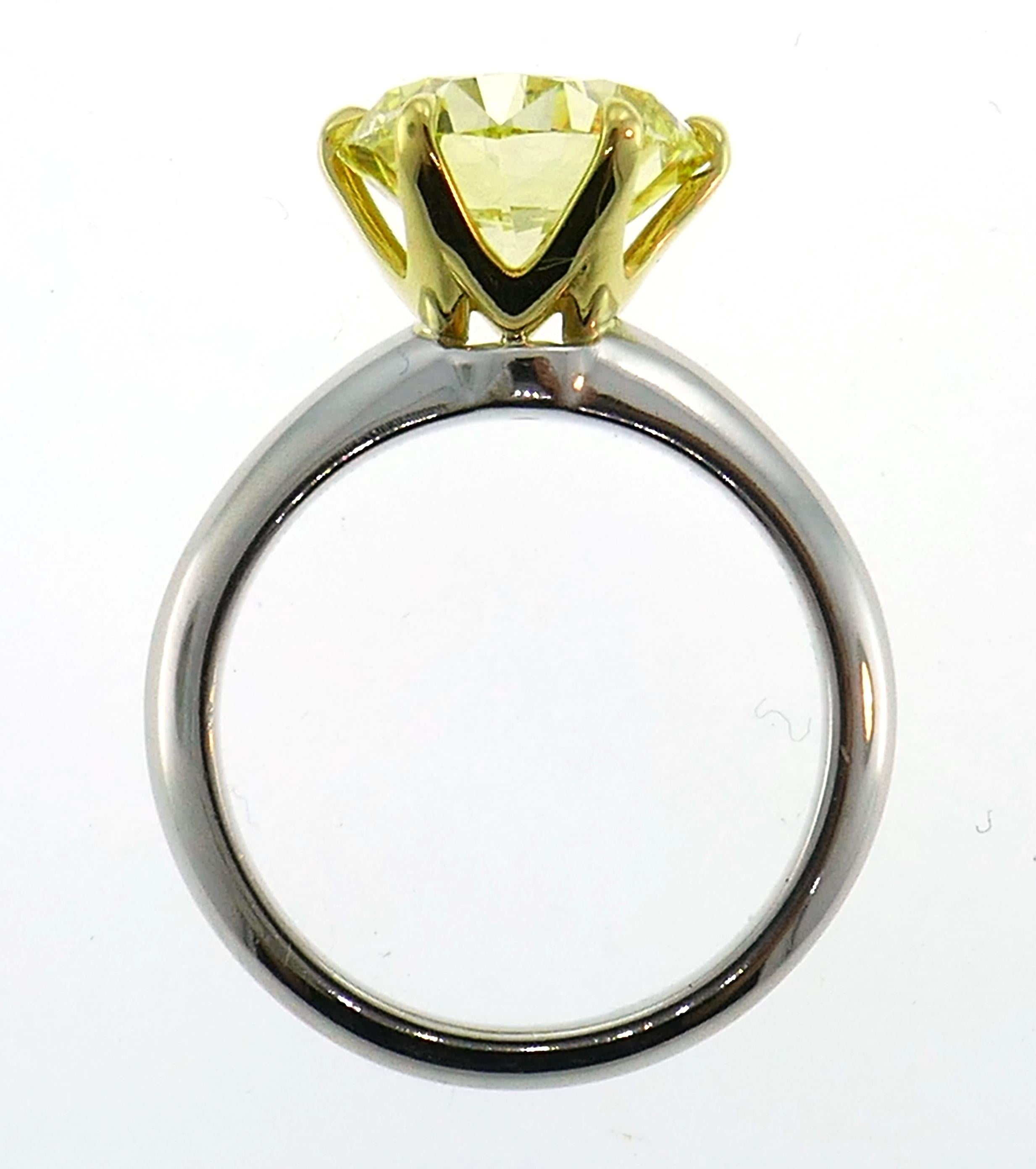 Tiffany & Co. Fancy Intense Yellow Diamond Platinum Ring 4.02-carat VVS1 GIA 2